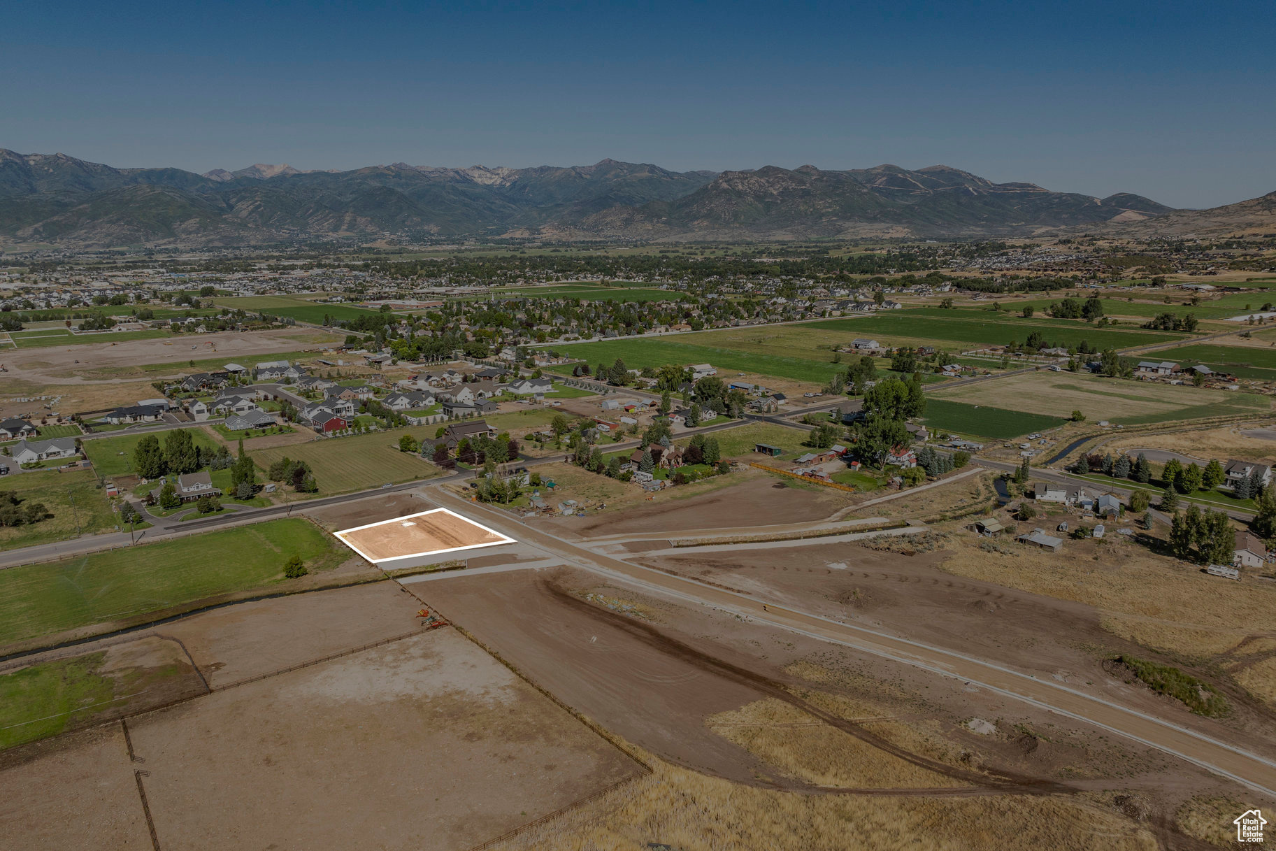 main property photo 19