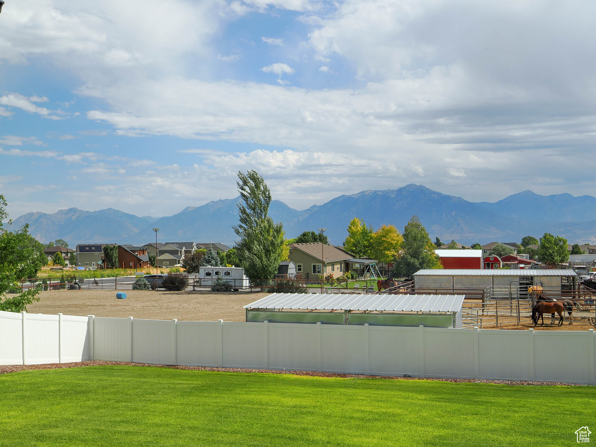 main property photo 19