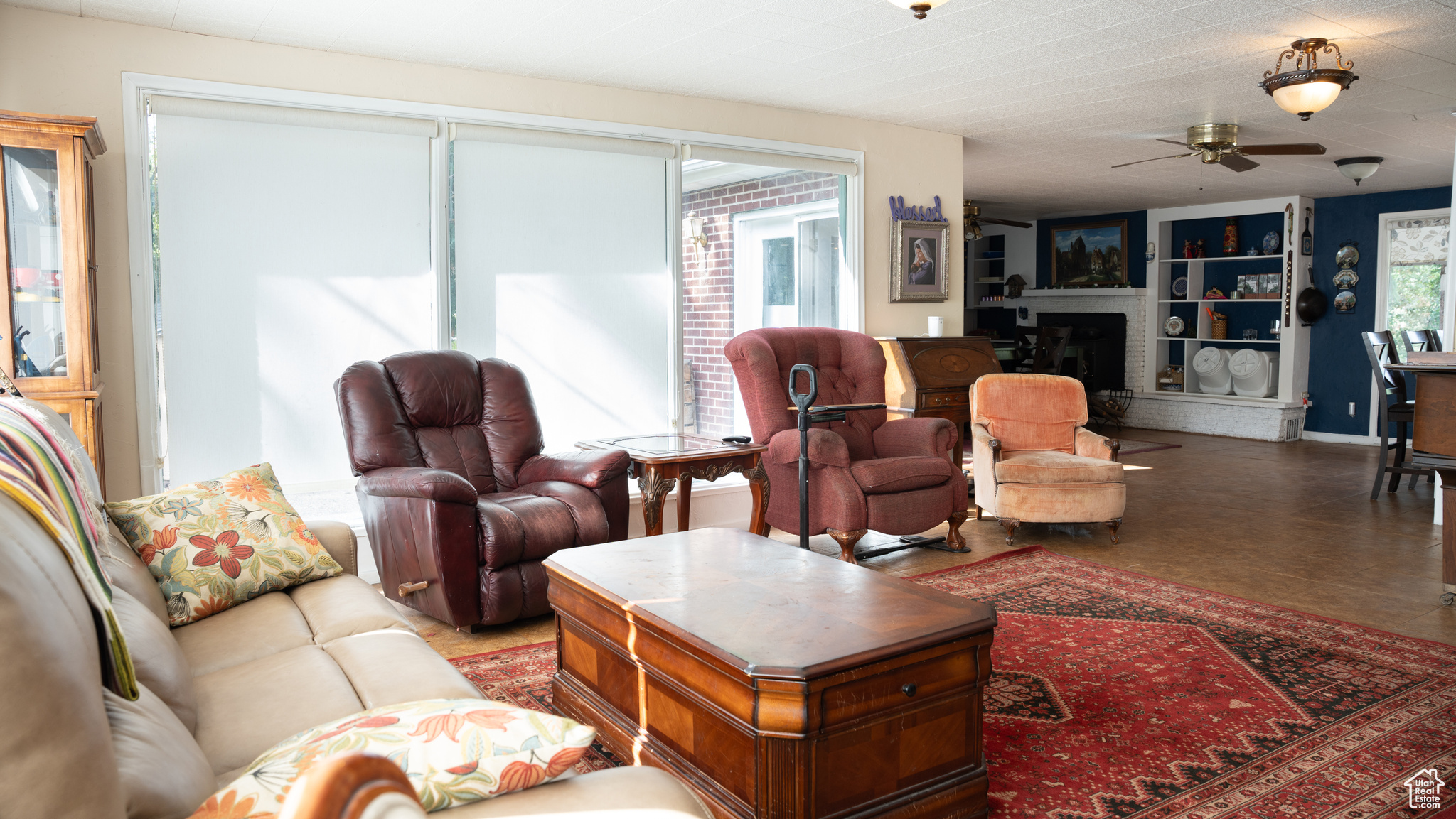 main property photo 15
