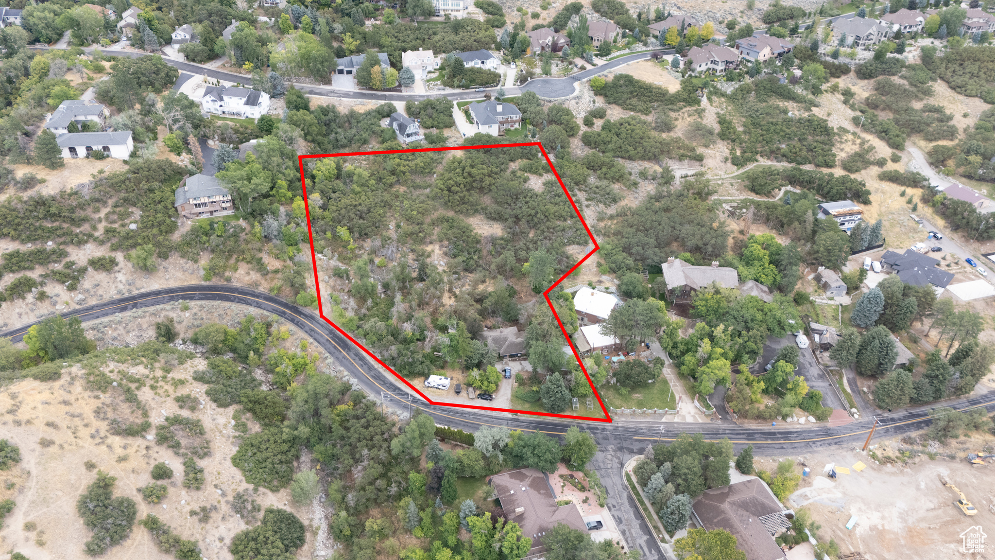 main property photo 33