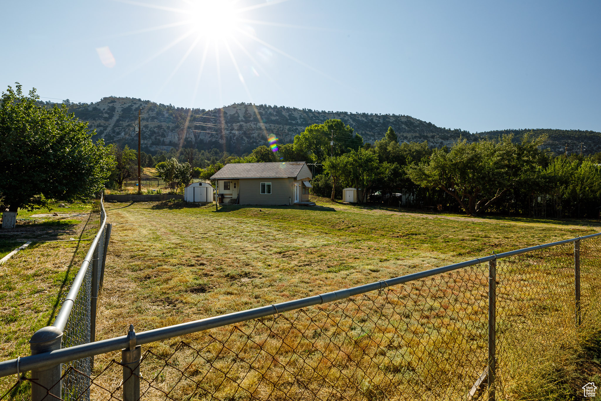 main property photo 20