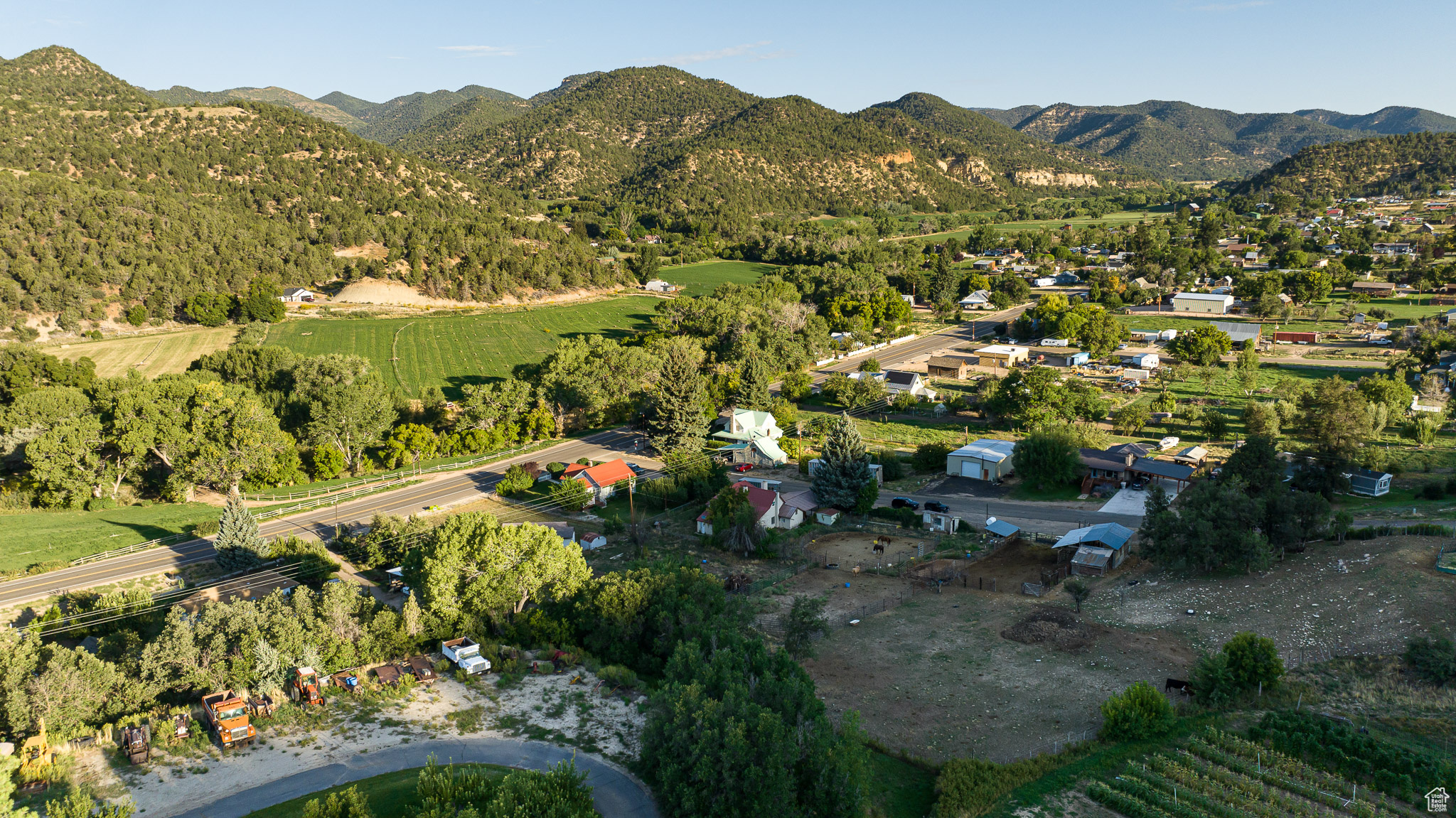 main property photo 4