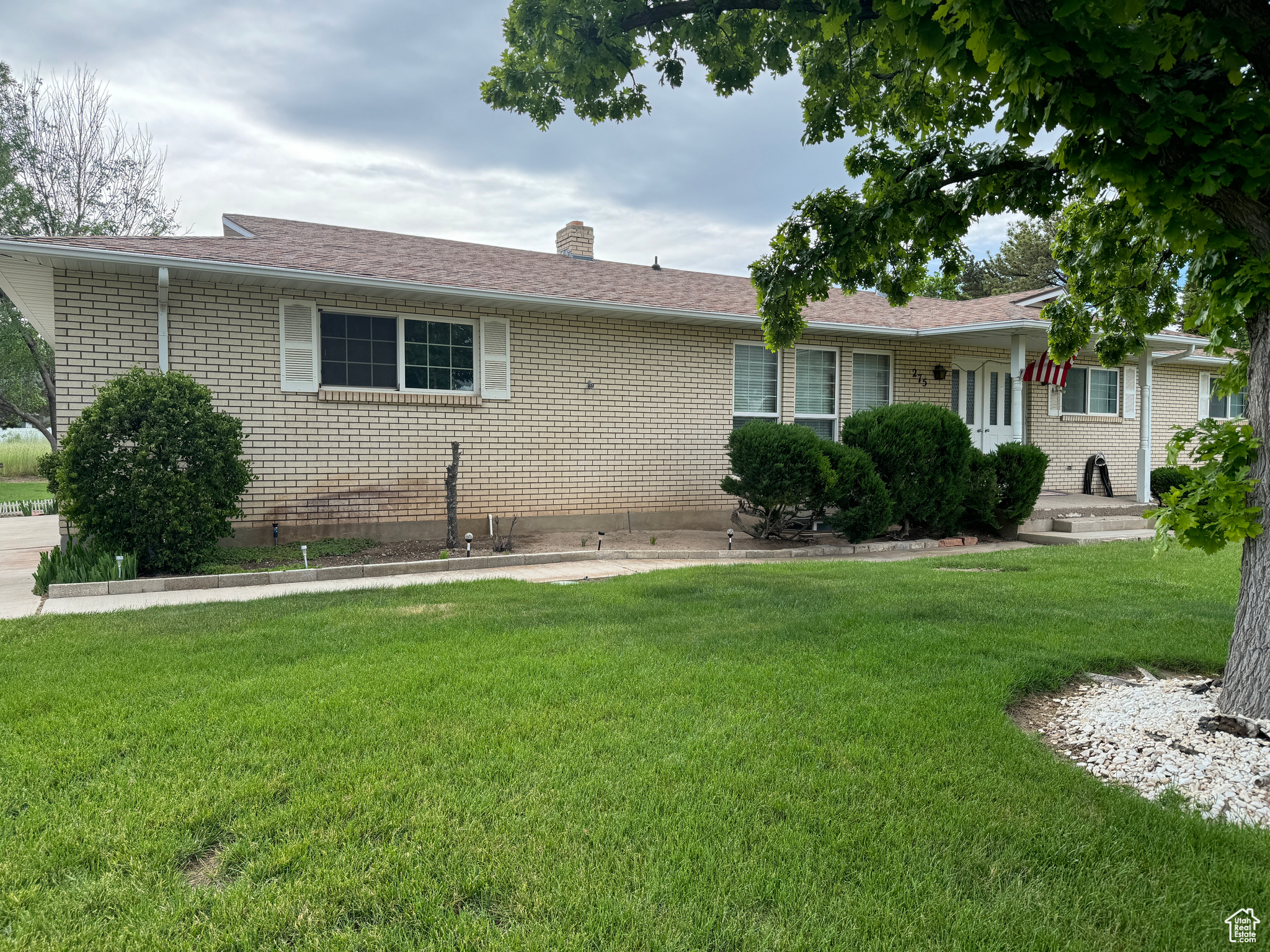 main property photo 34