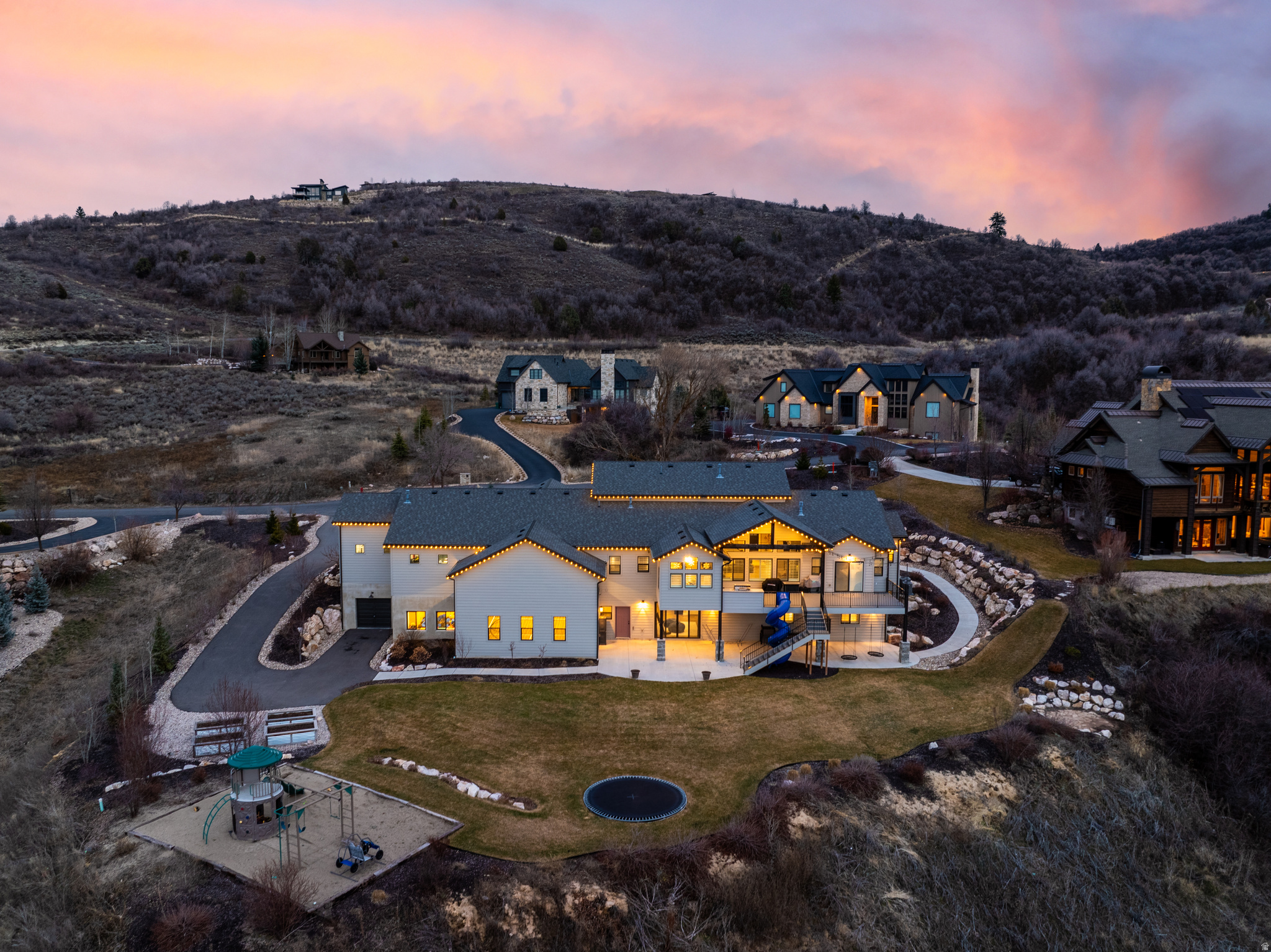 main property photo 74