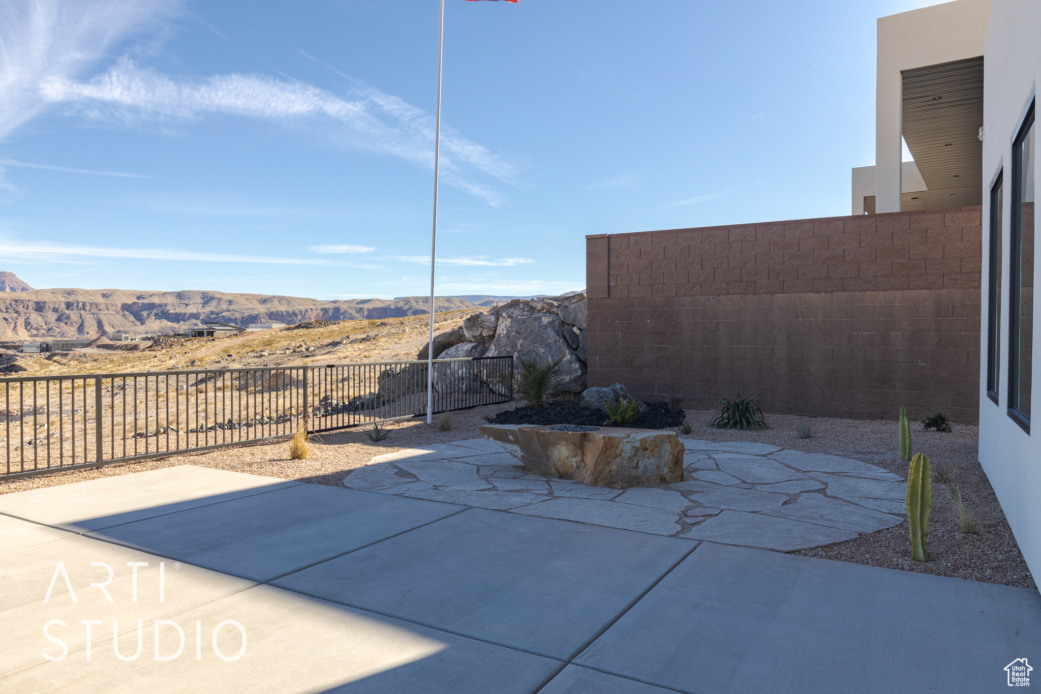 main property photo 35