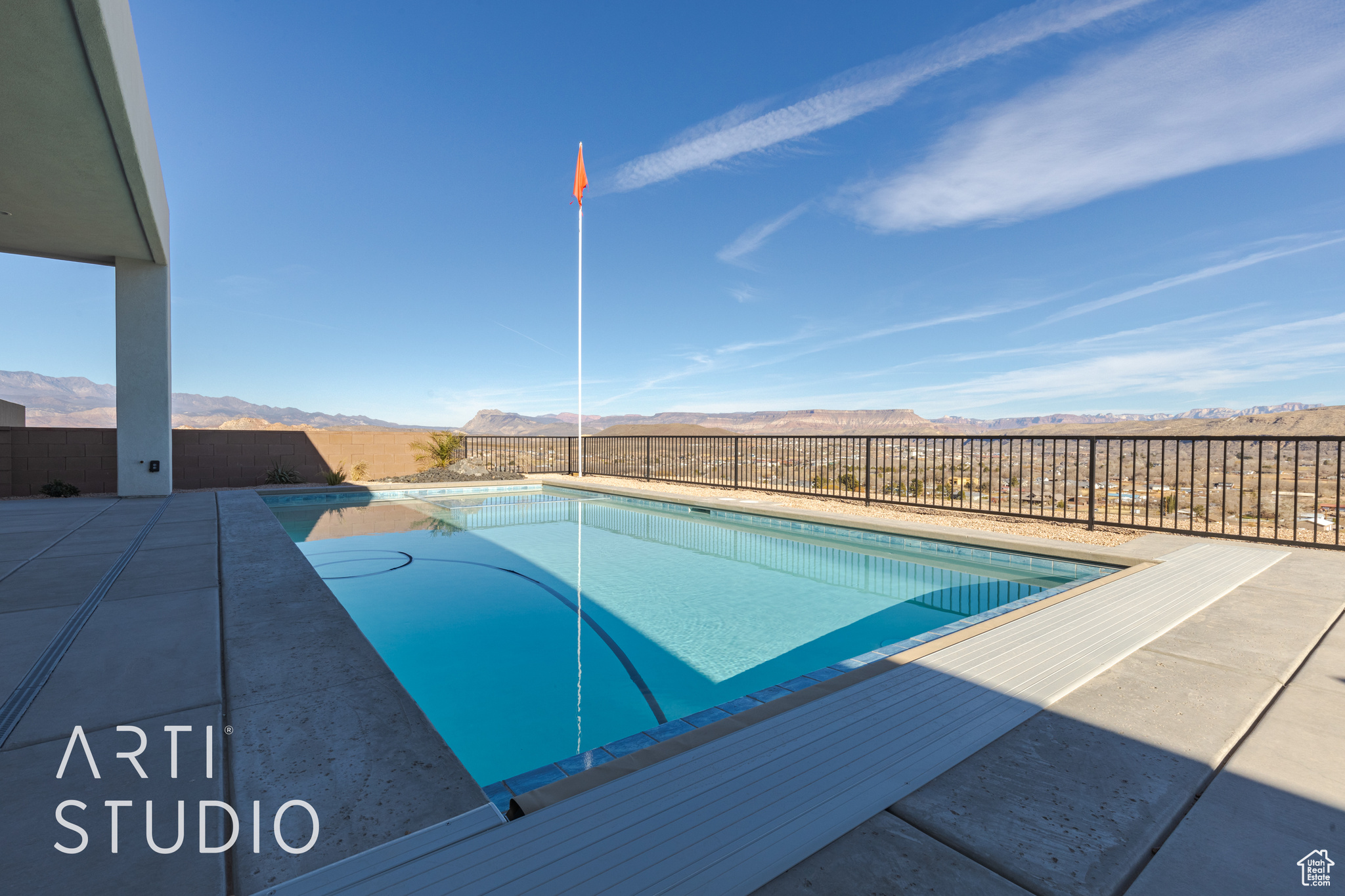 main property photo 37
