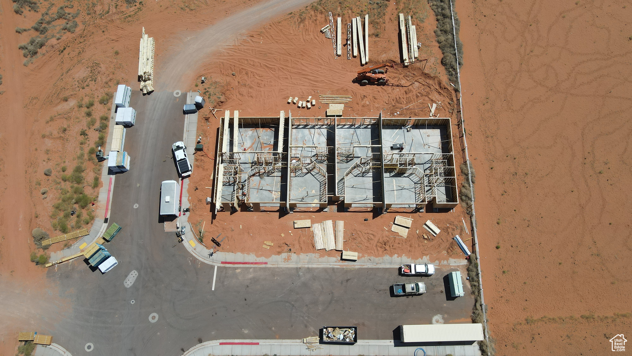 main property photo 8