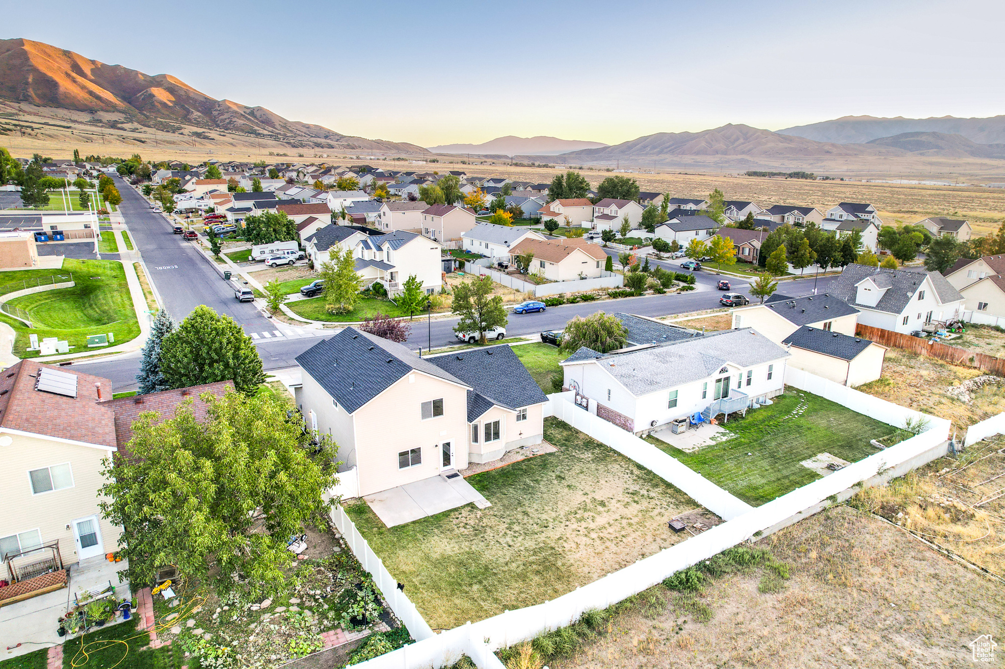main property photo 39