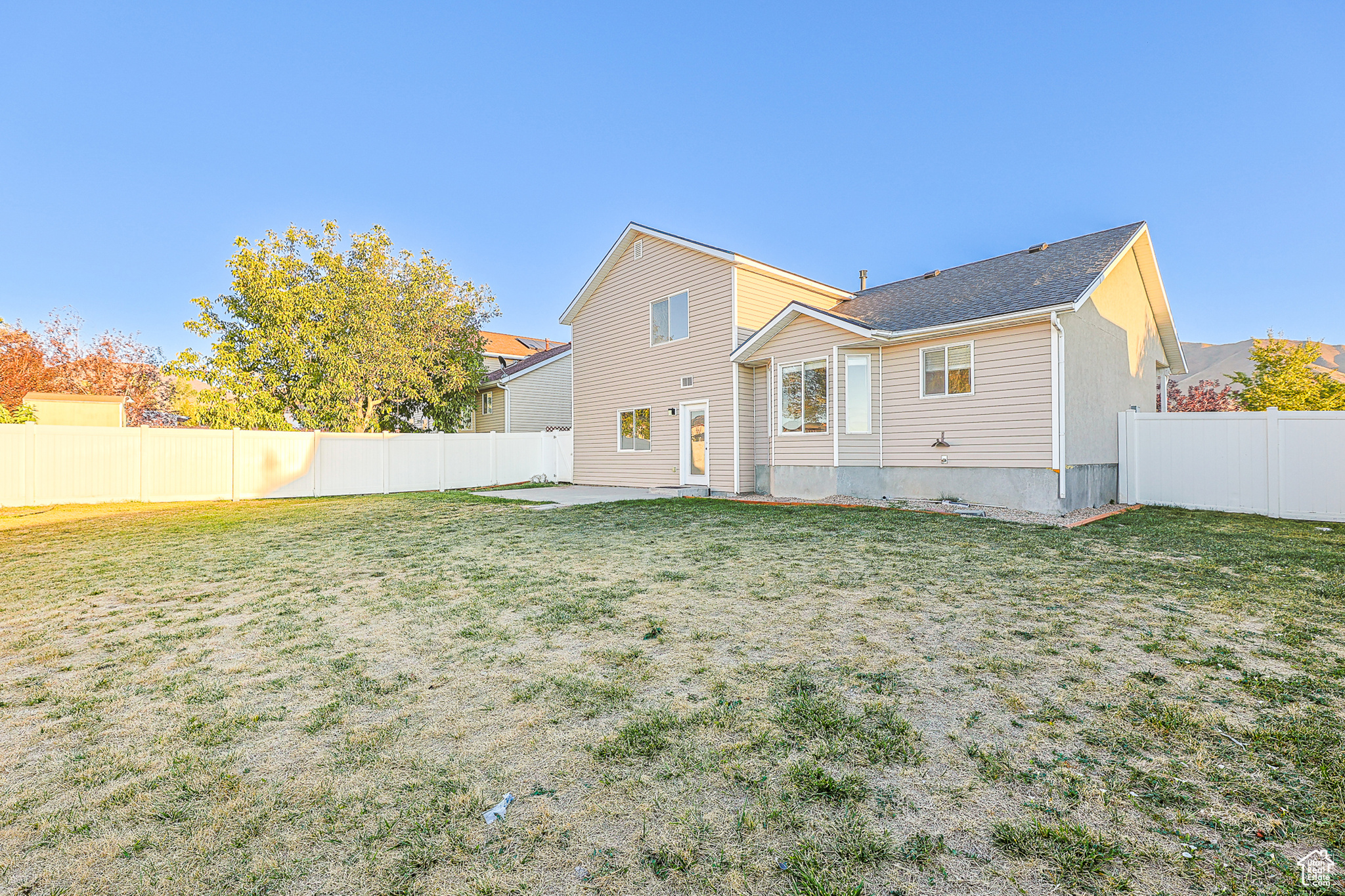 main property photo 48