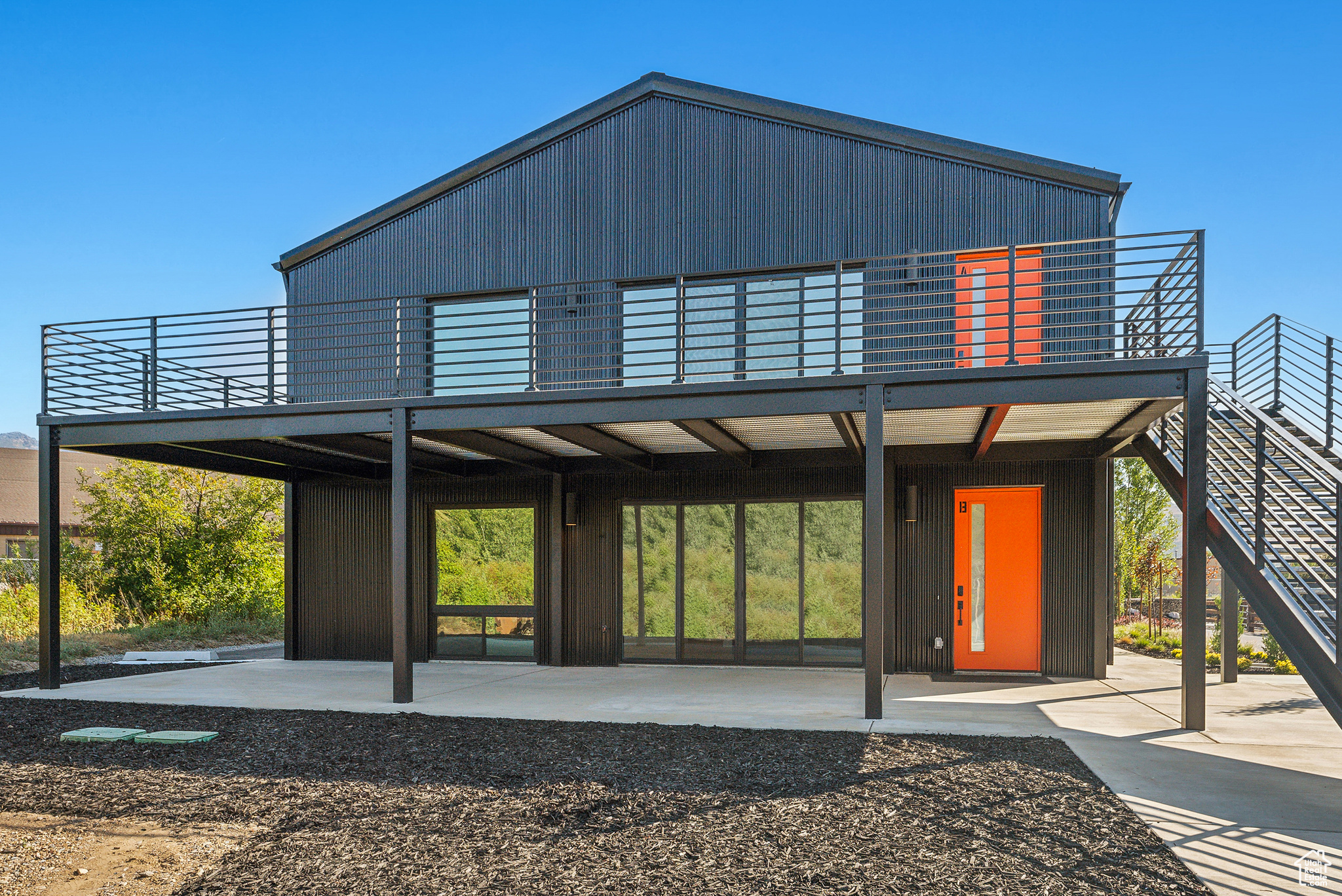 main property photo 26