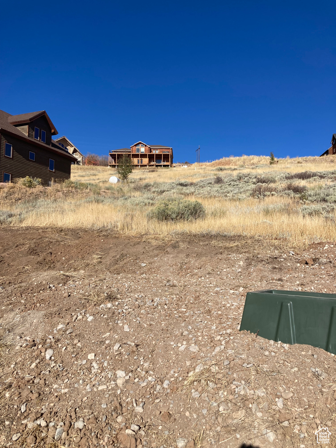 main property photo 9