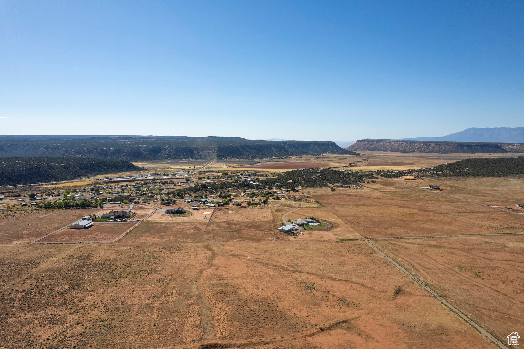 main property photo 17