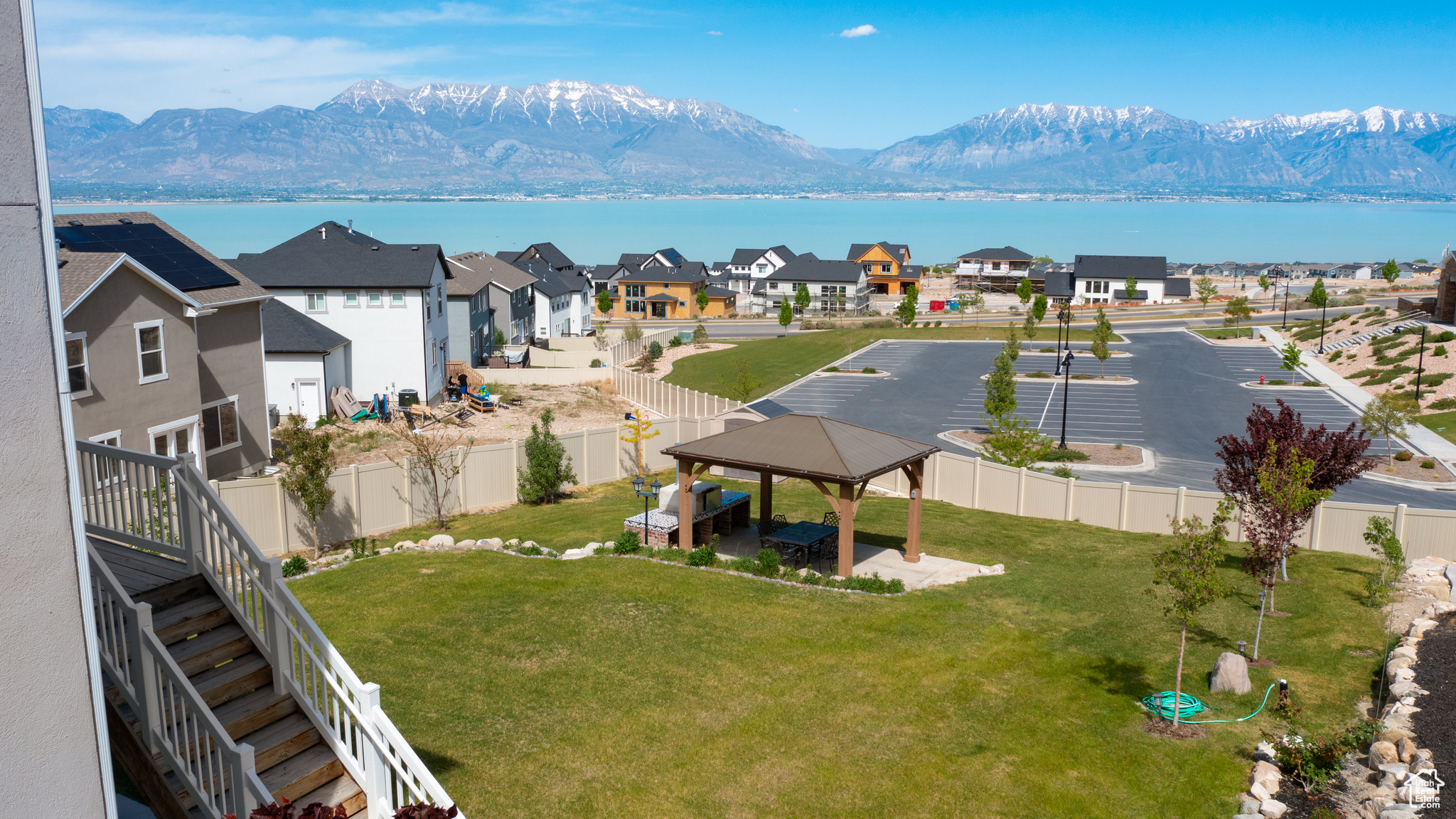 main property photo 45