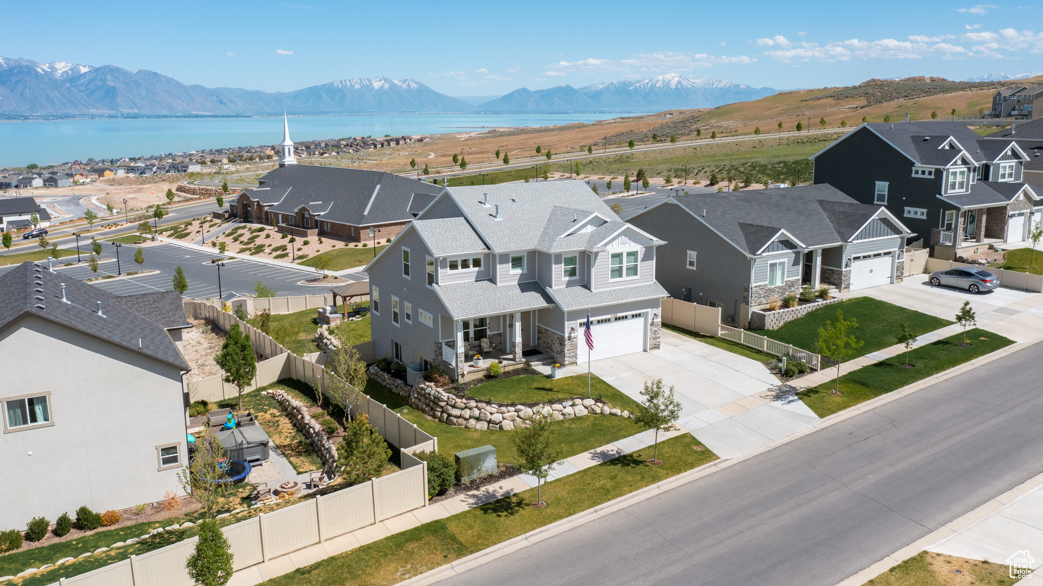 main property photo 46