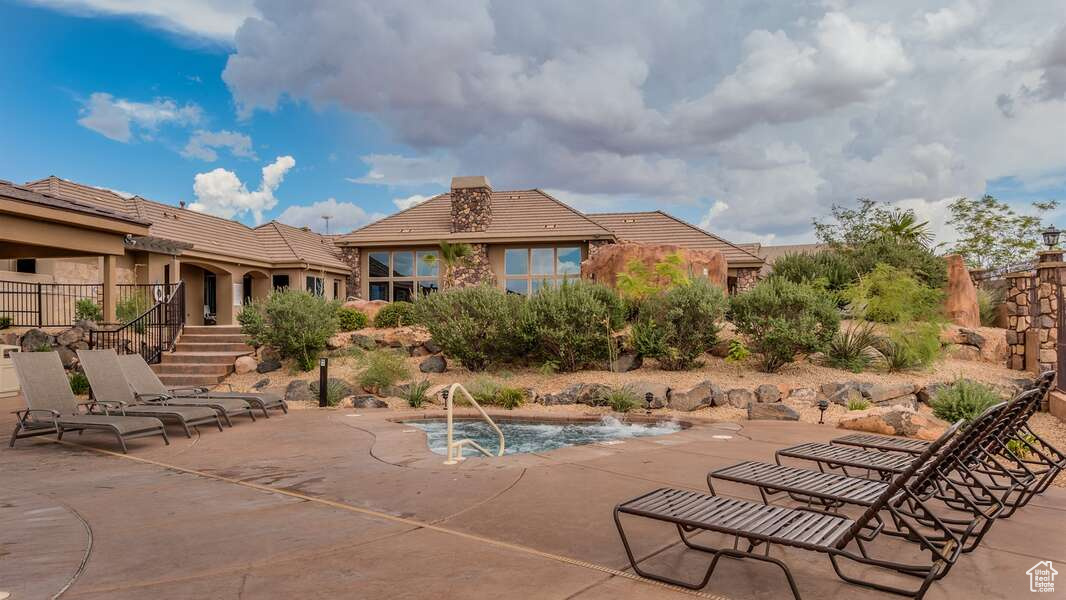 main property photo 39