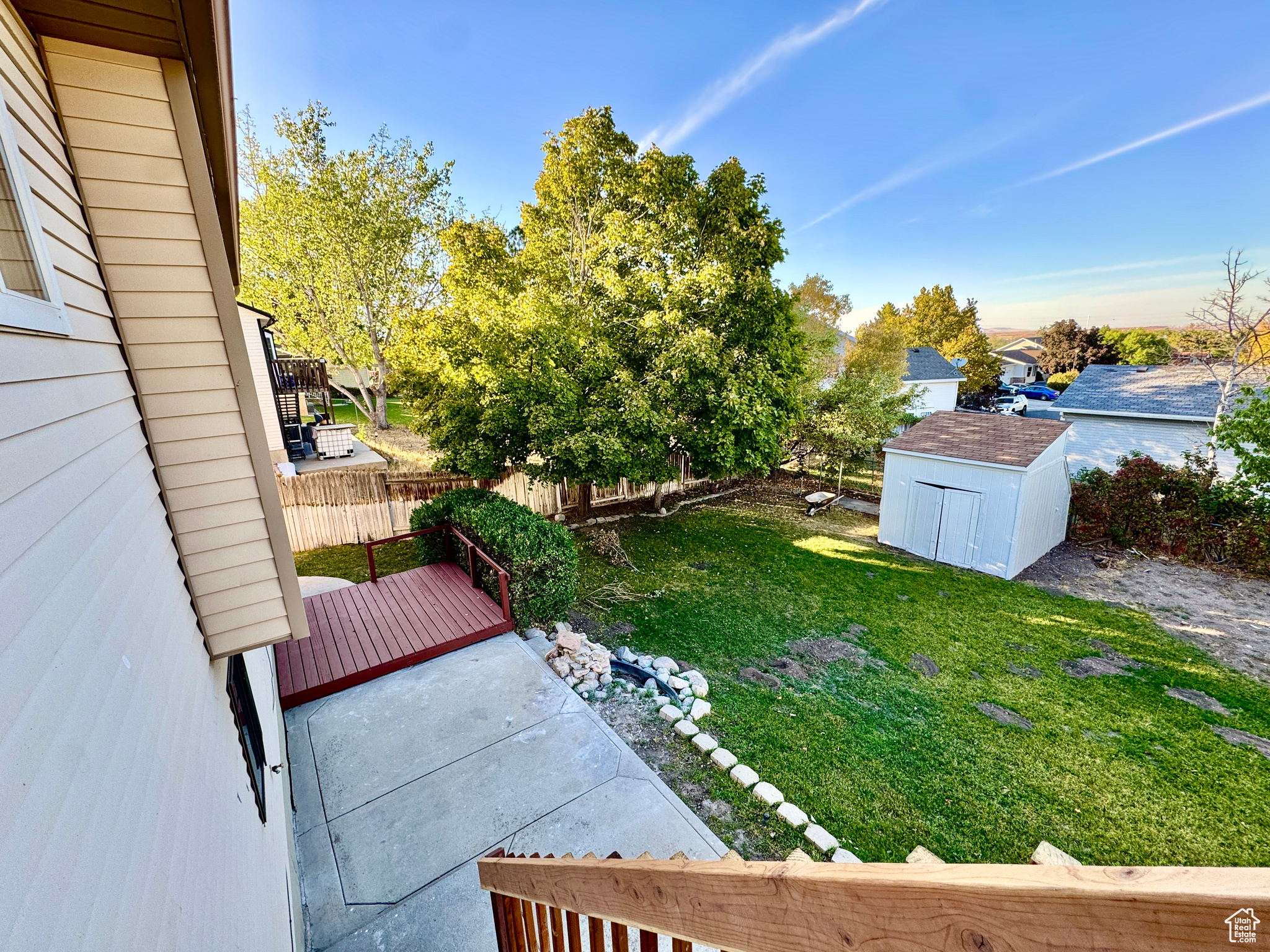 main property photo 36