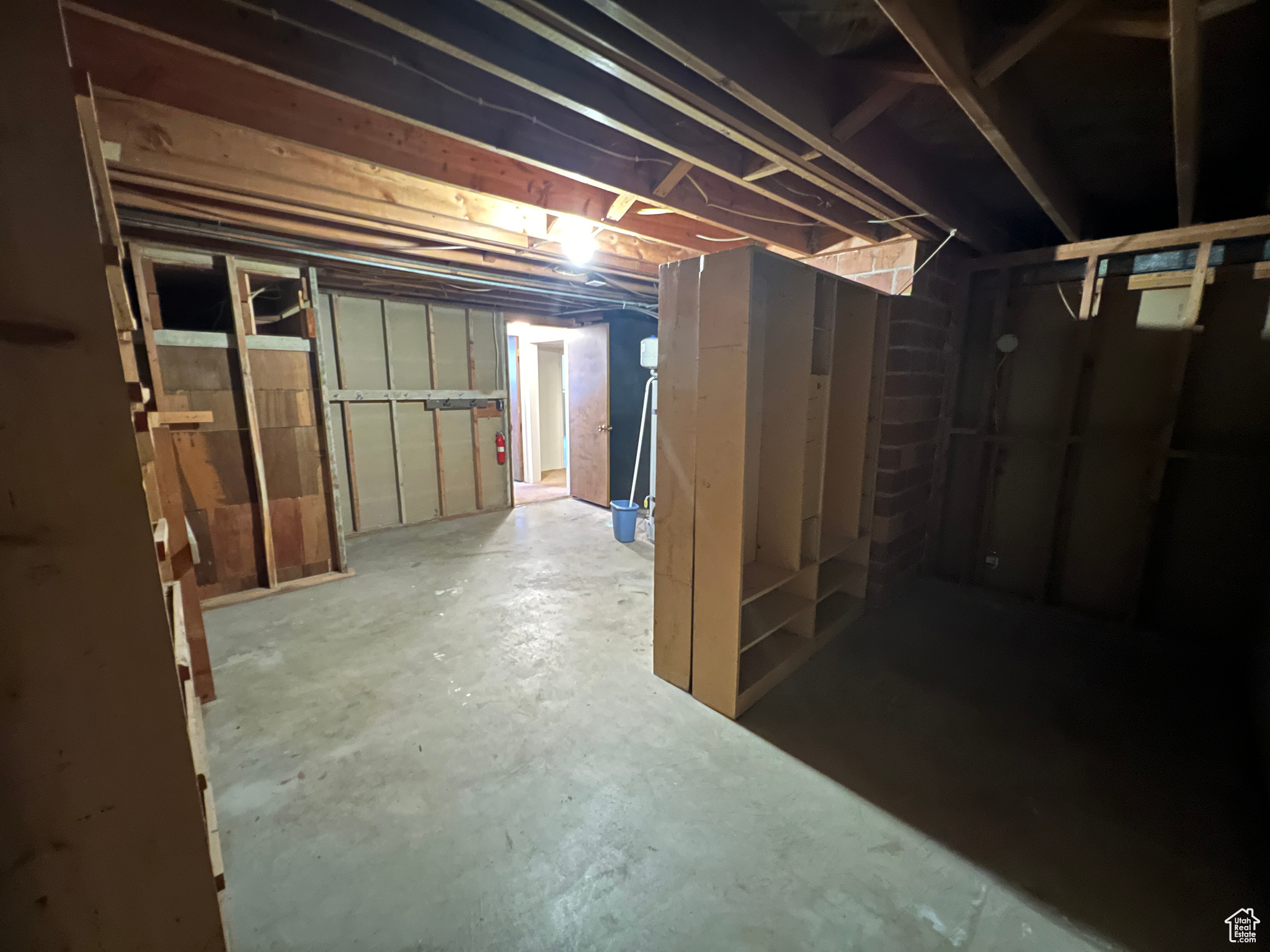 main property photo 18
