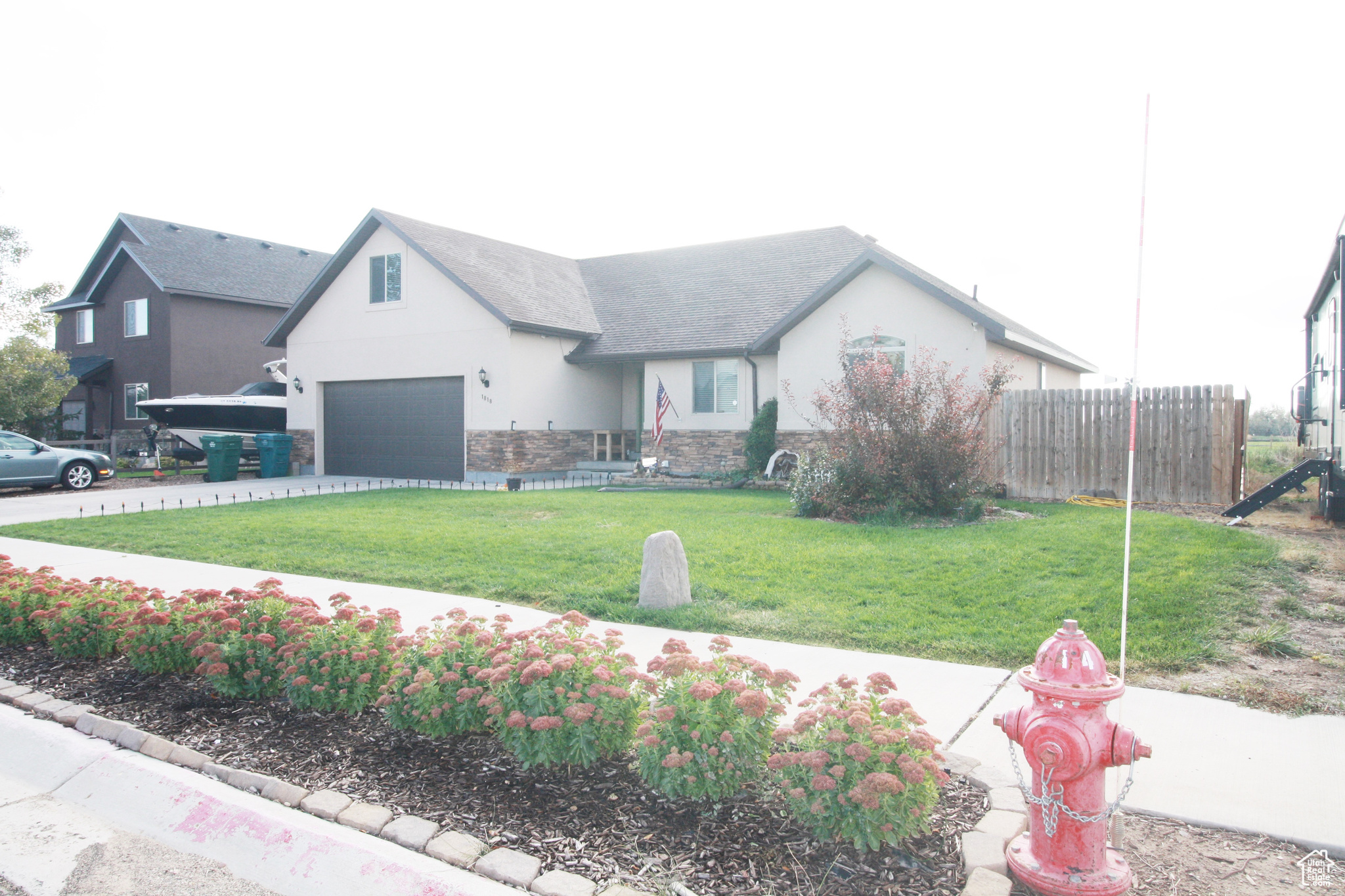 main property photo 77