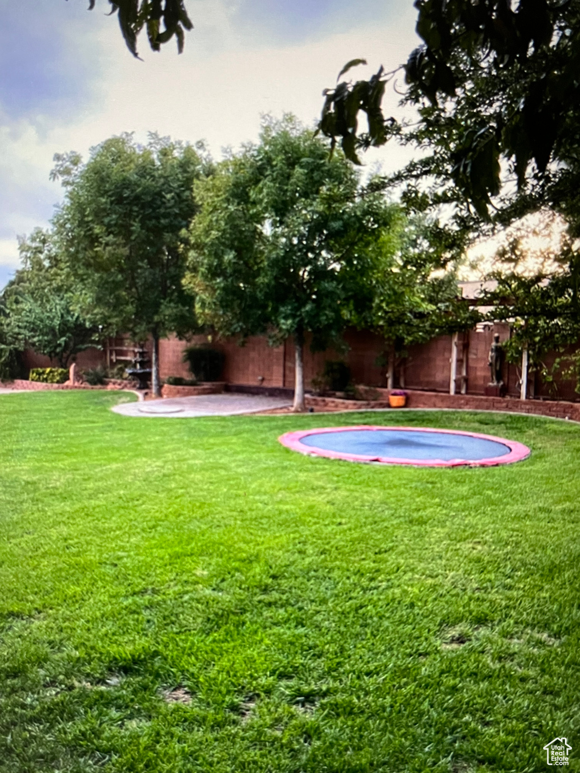 main property photo 30