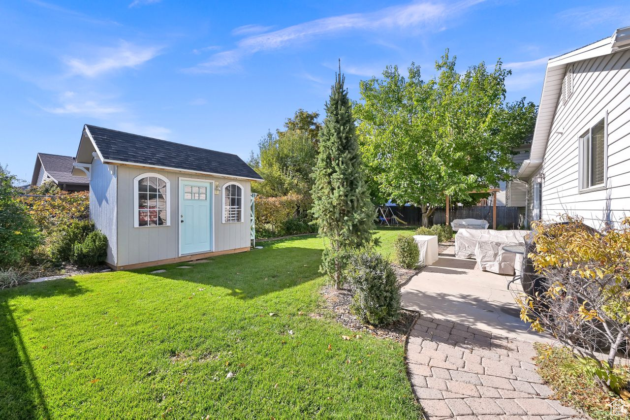 main property photo 26