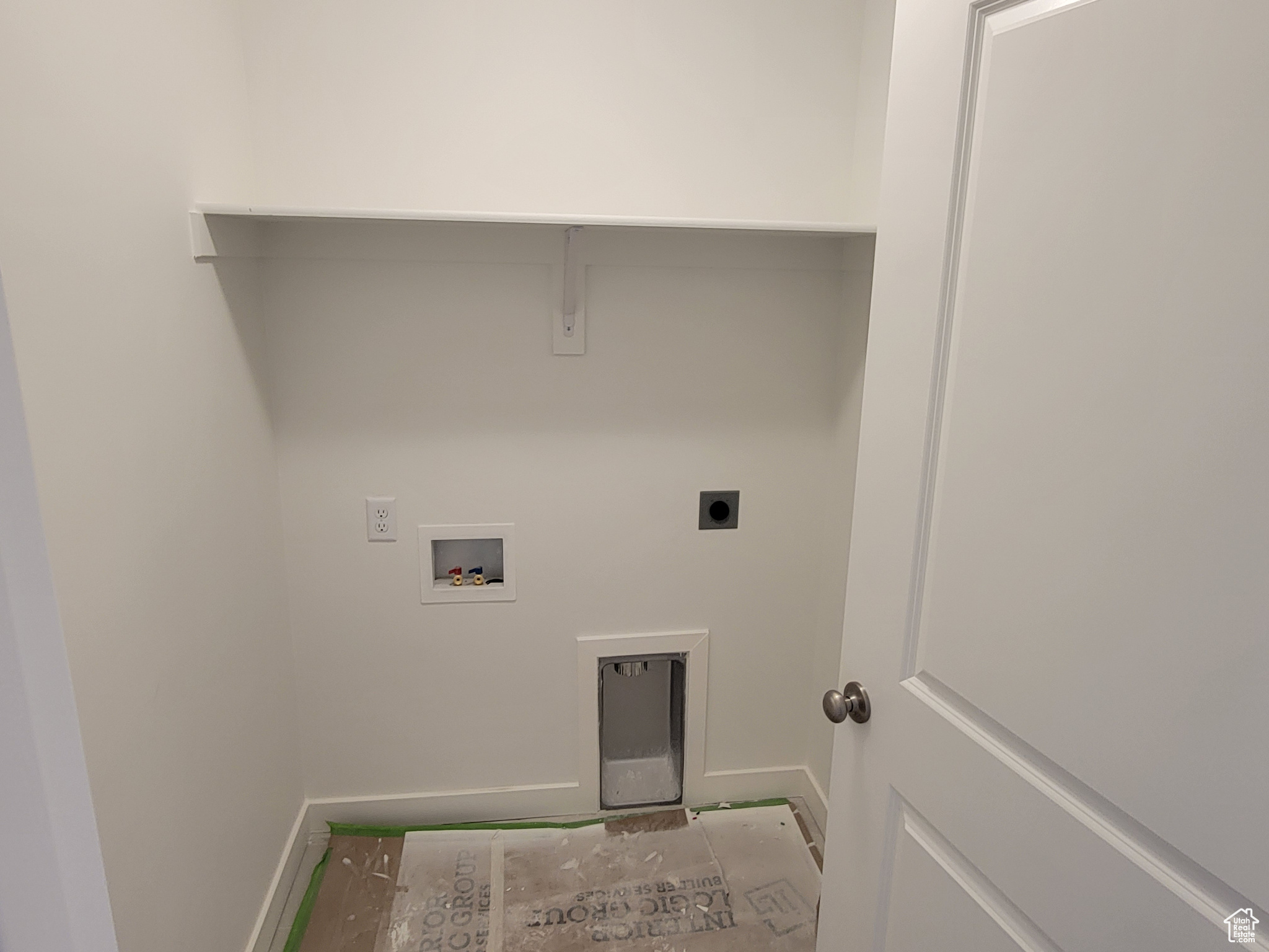 main property photo 9