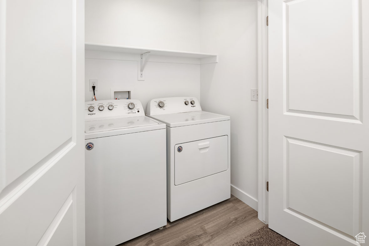 main property photo 13