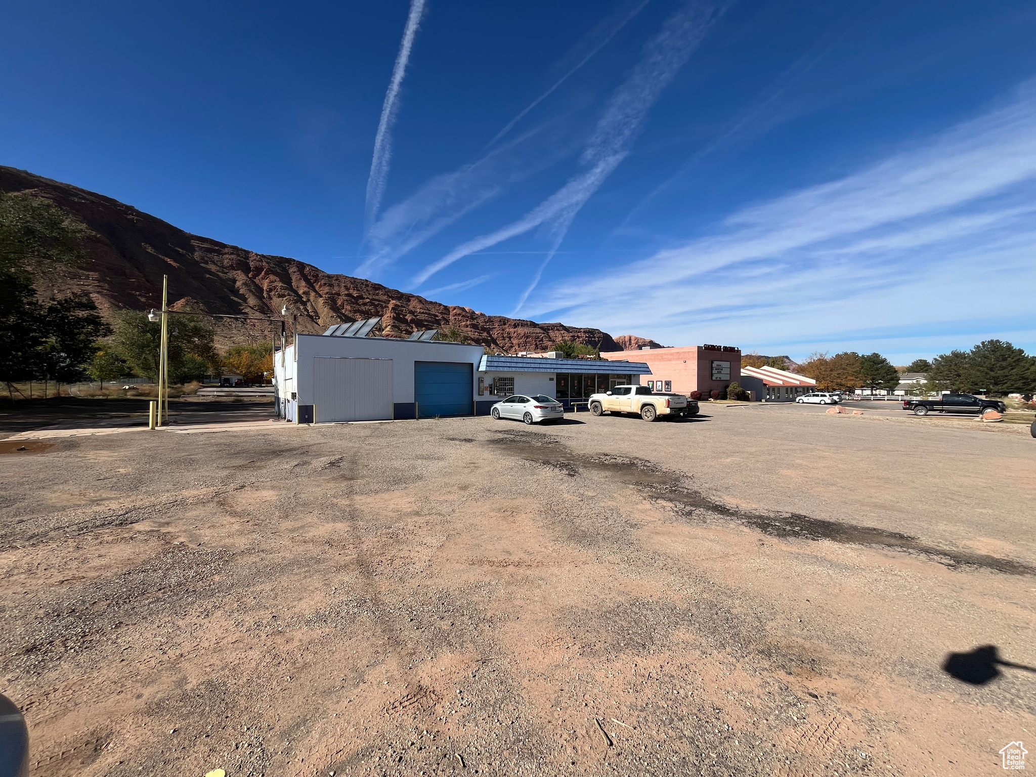 main property photo 17