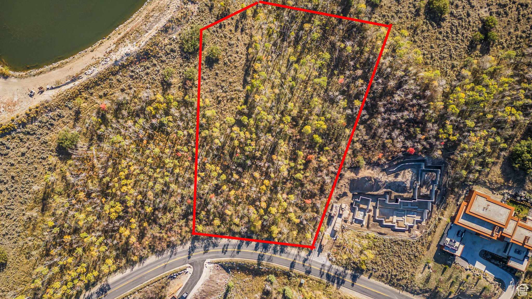 main property photo 9