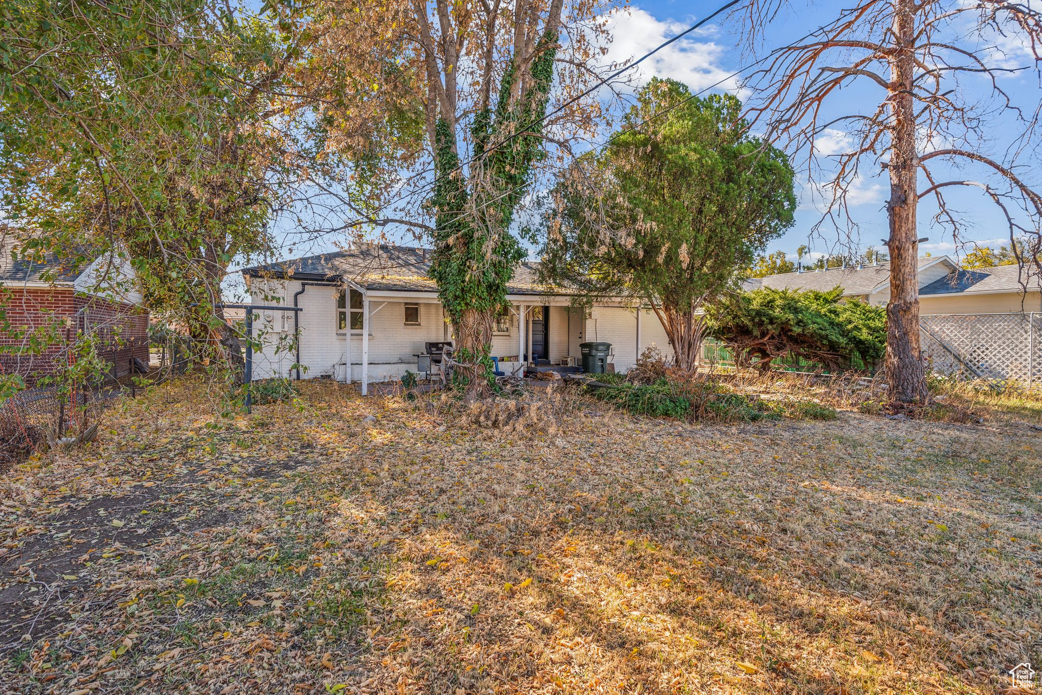 main property photo 17