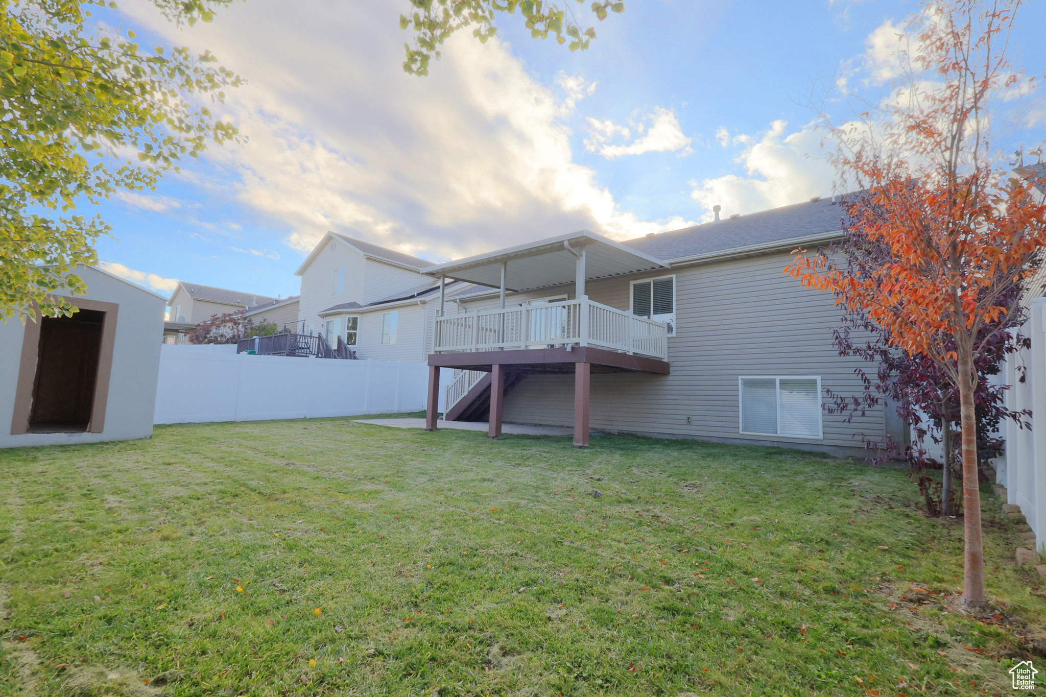 main property photo 24