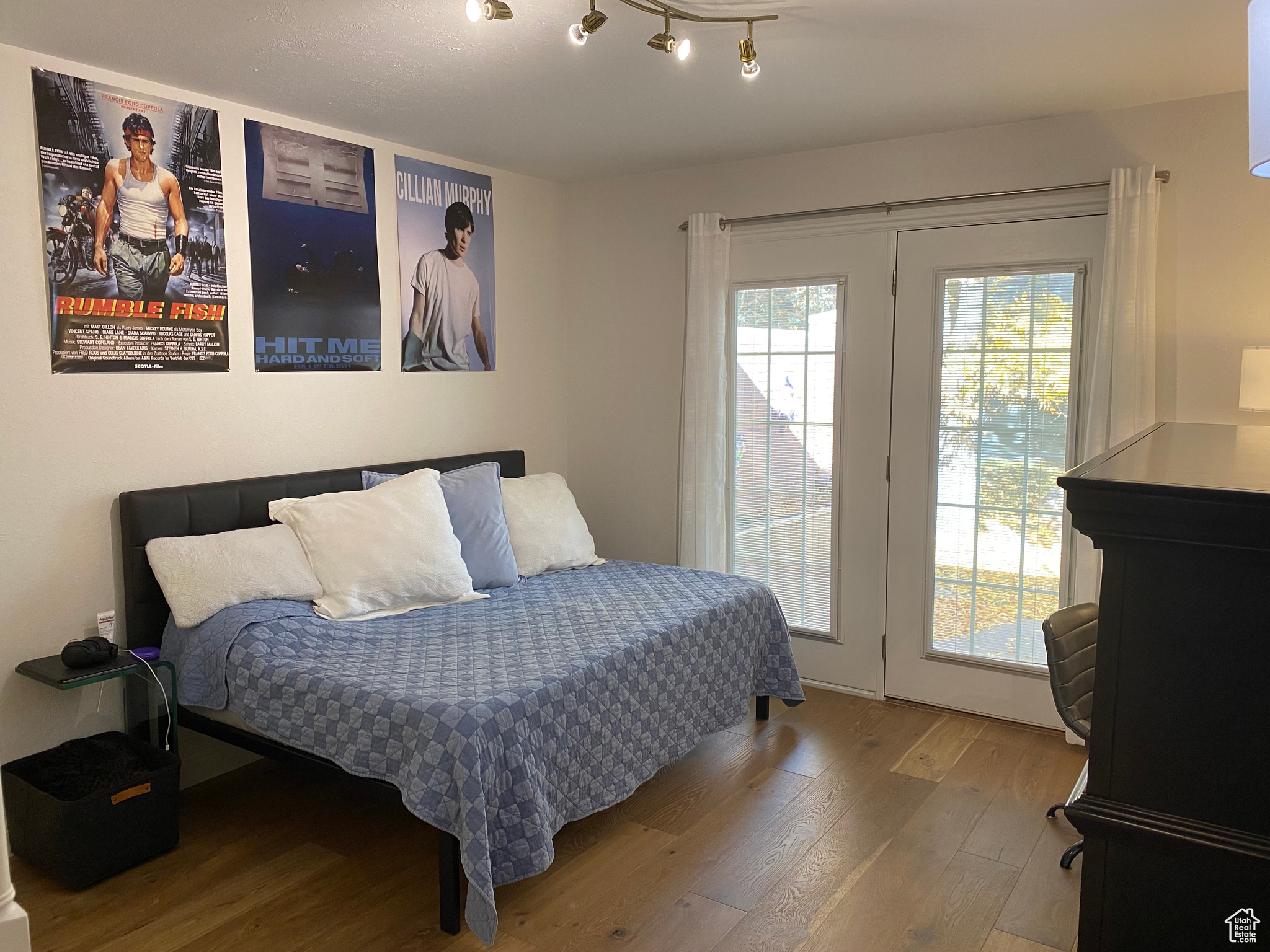 main property photo 17