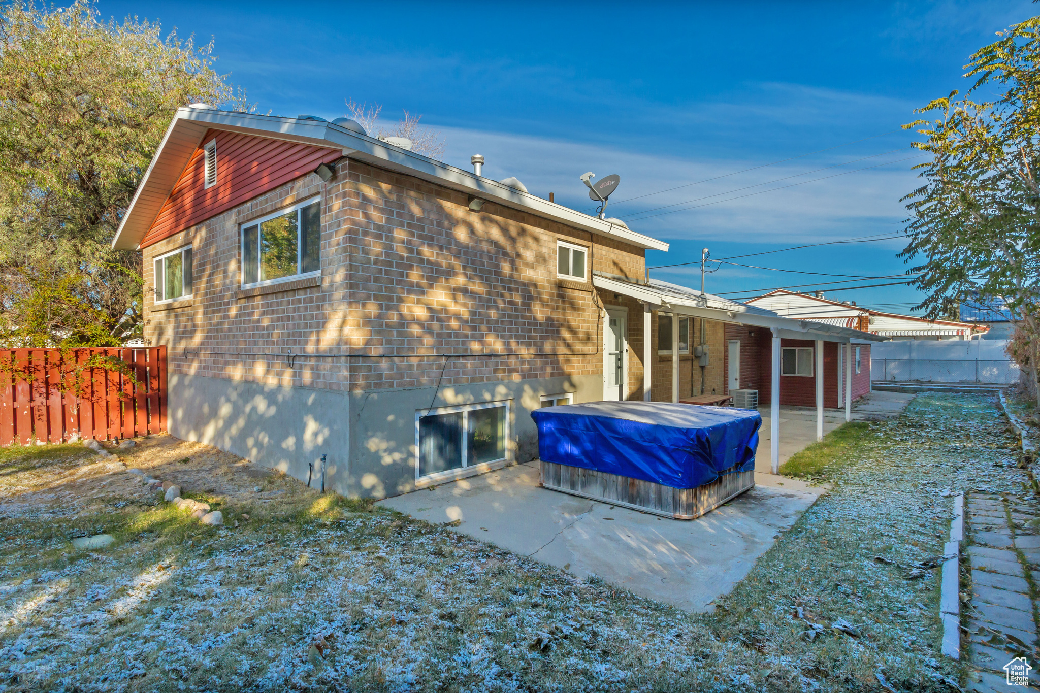 main property photo 24