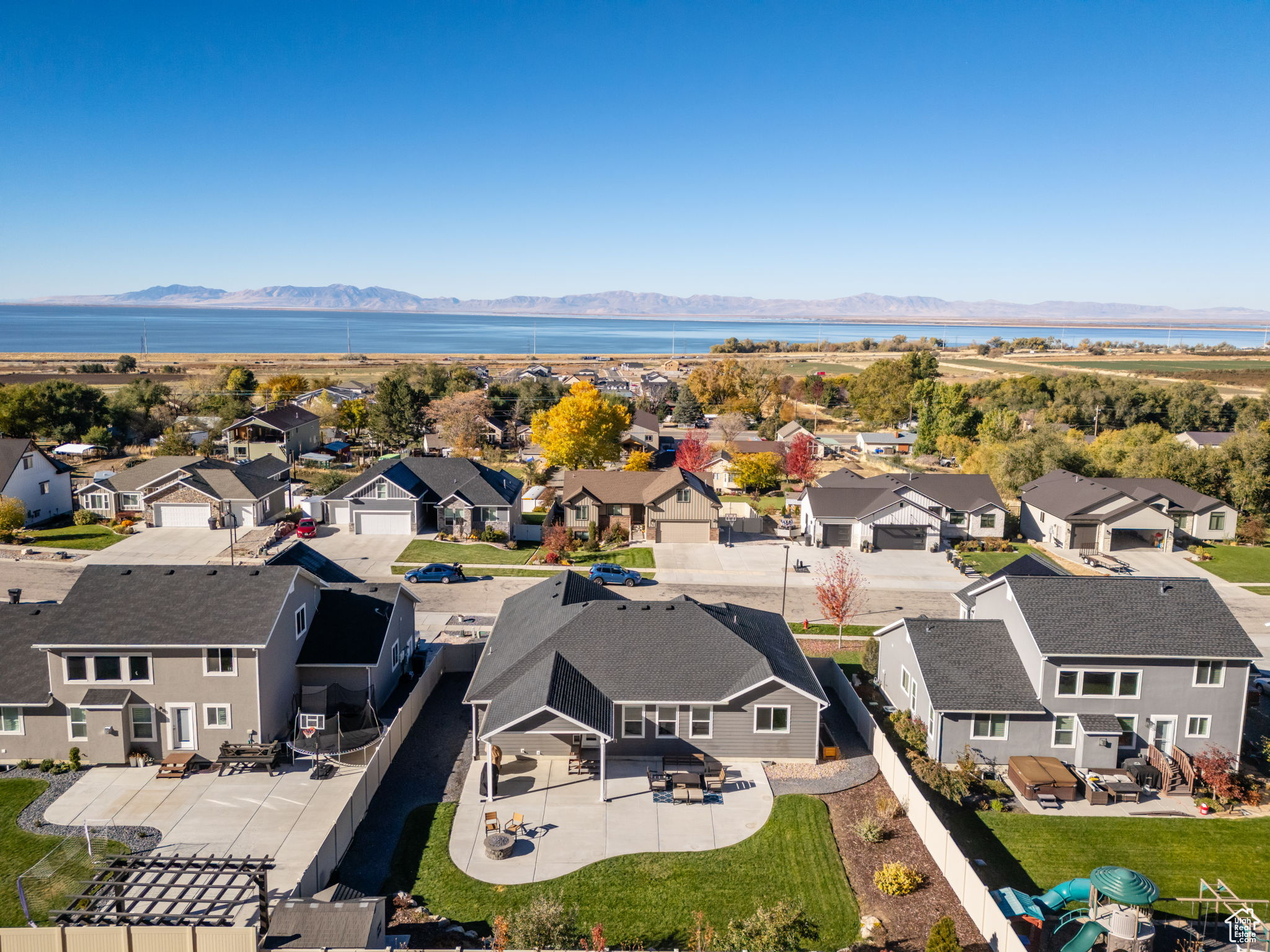 main property photo 42