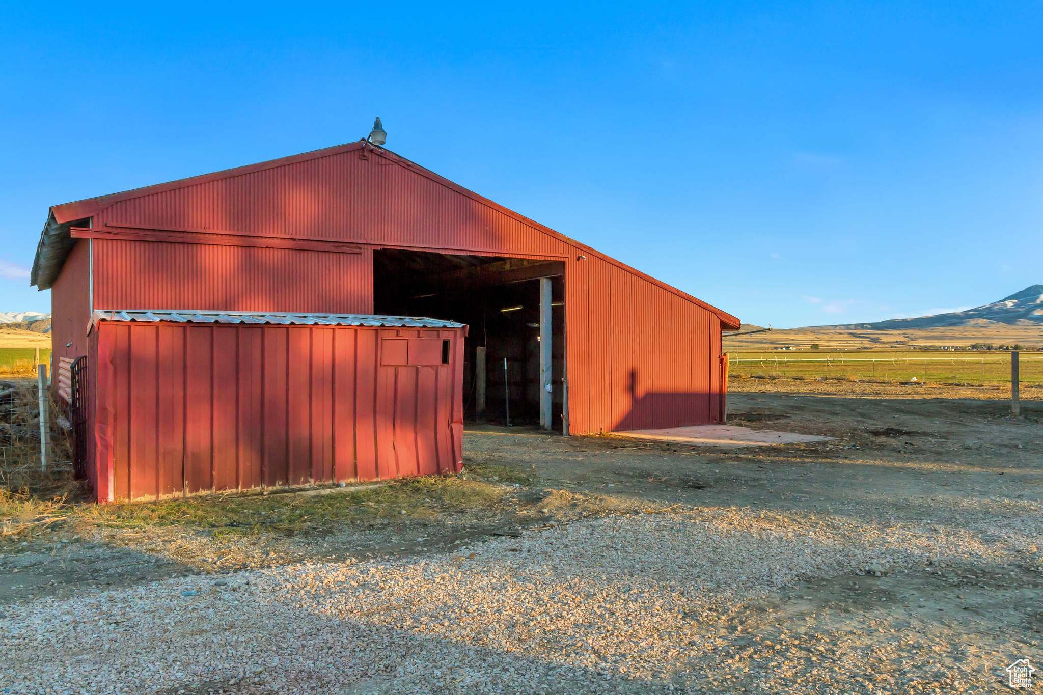 main property photo 21