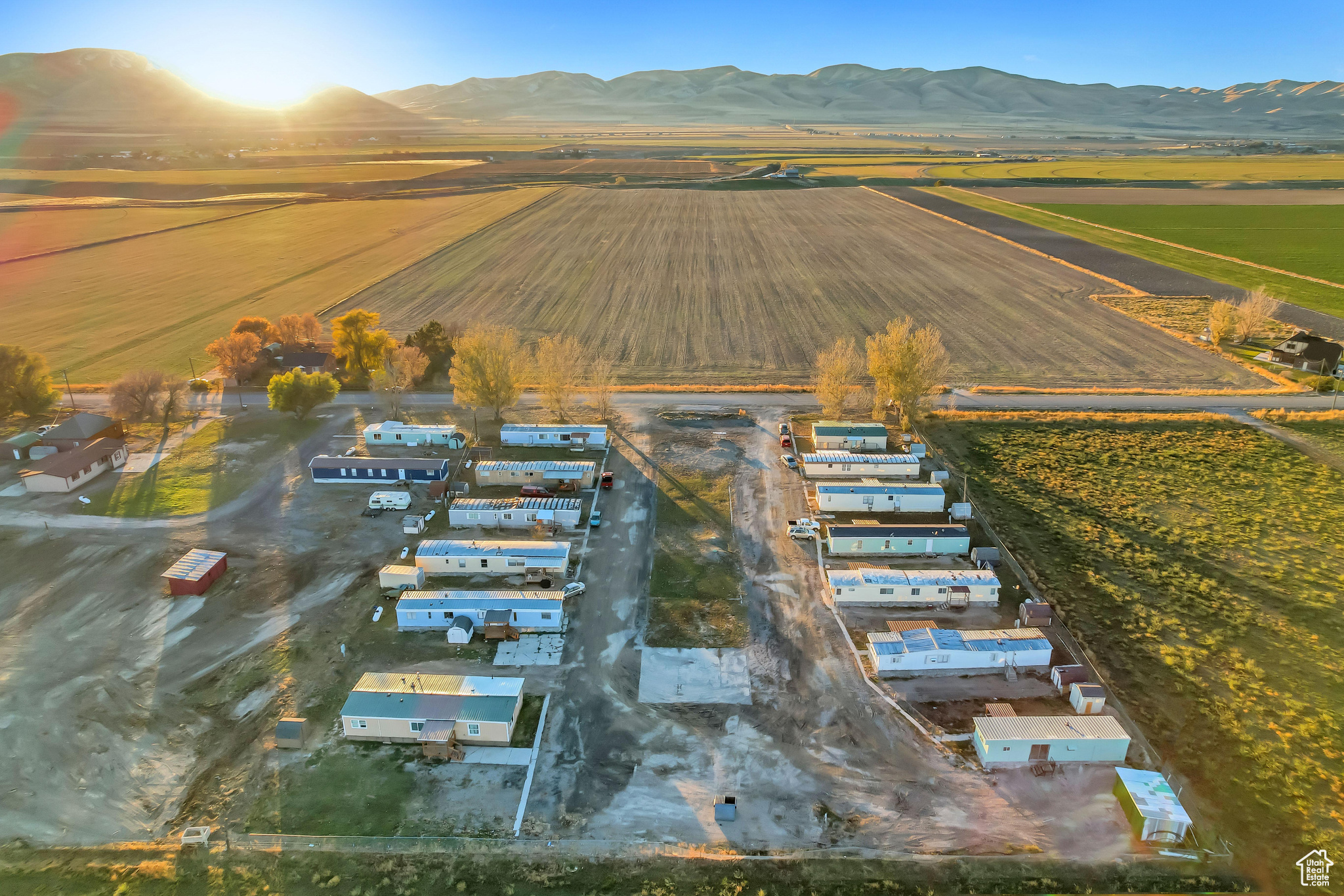 main property photo 16