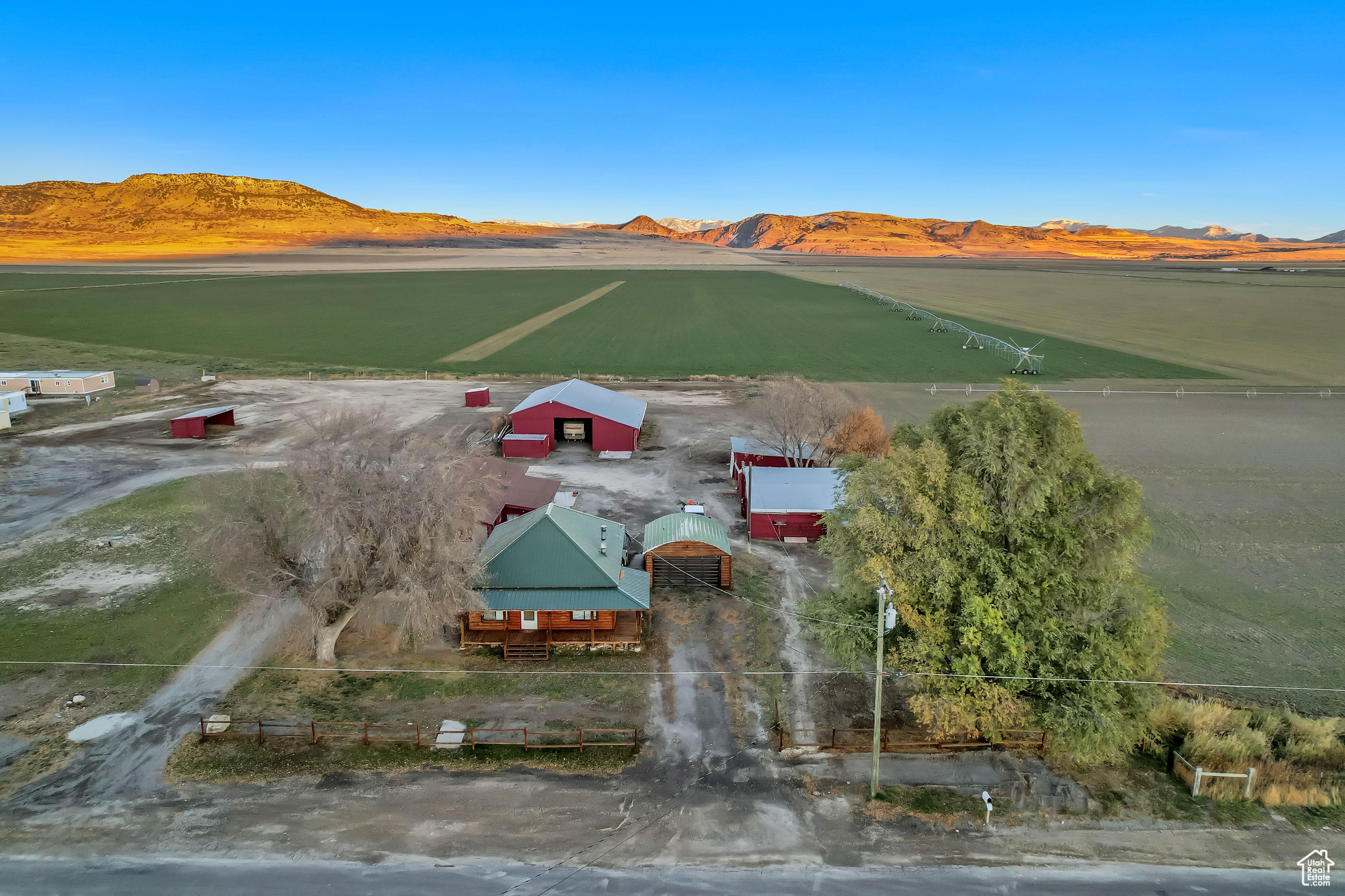 main property photo 2