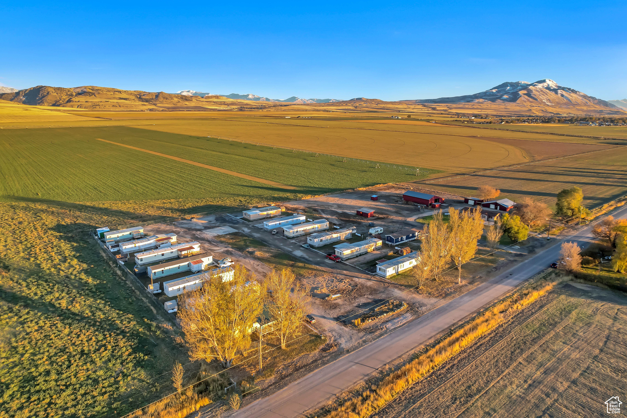 main property photo 25