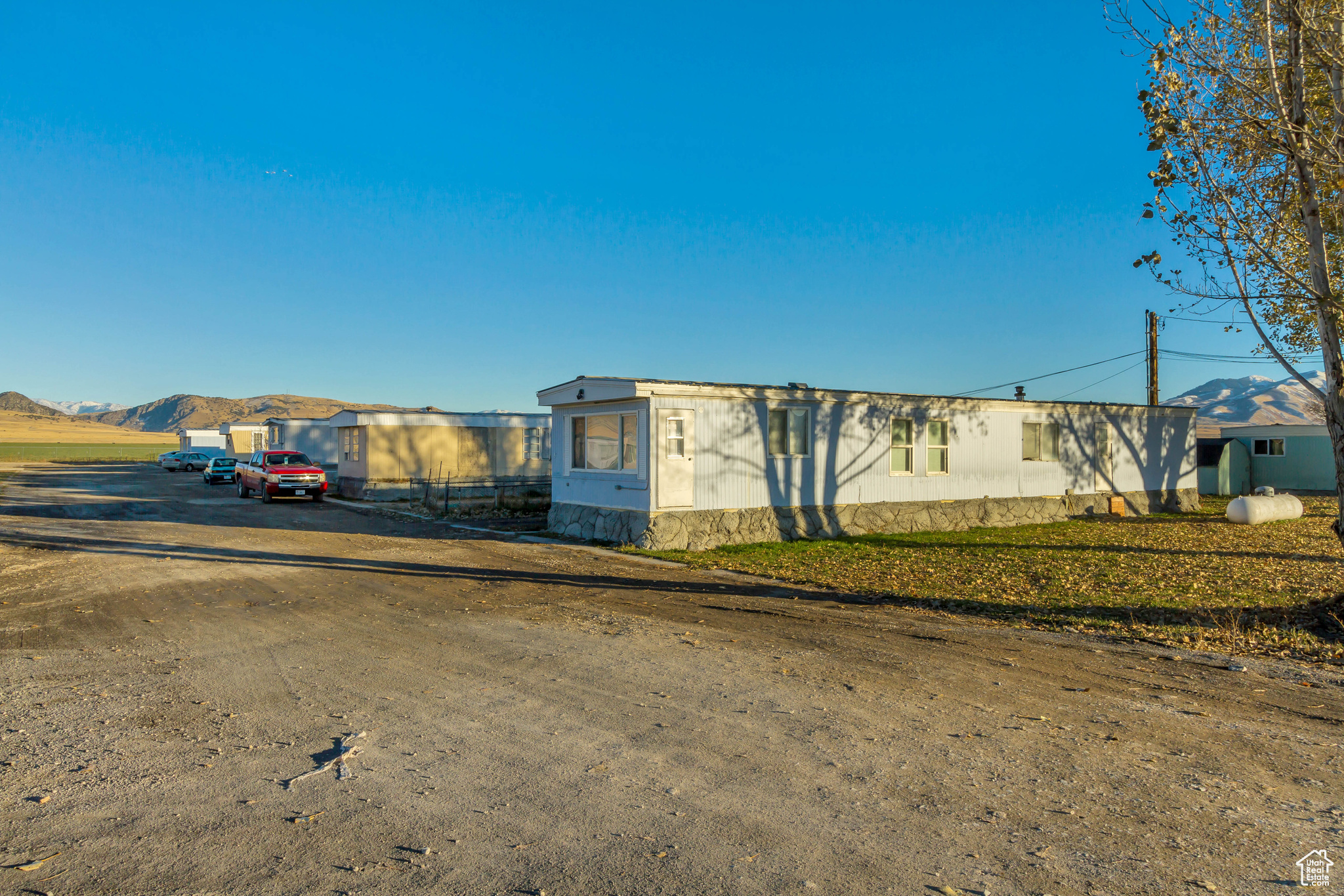 main property photo 41