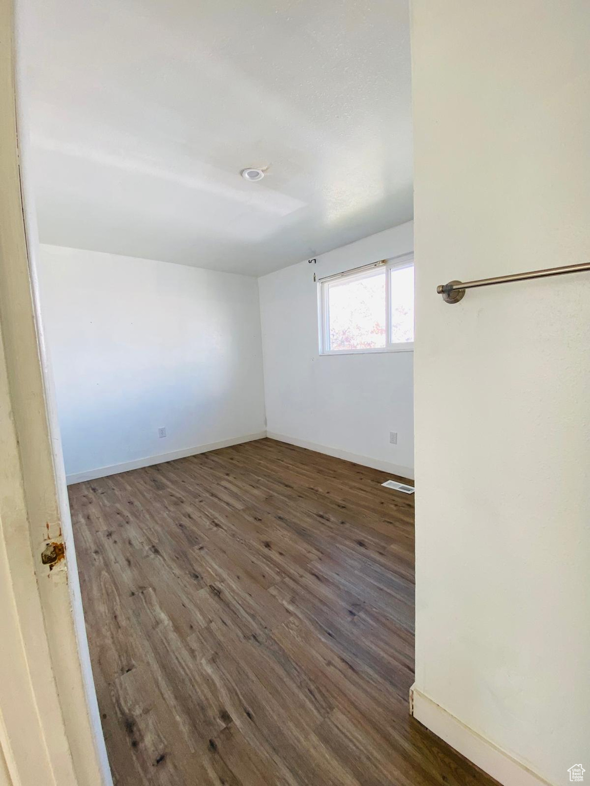 property viewer photo 12