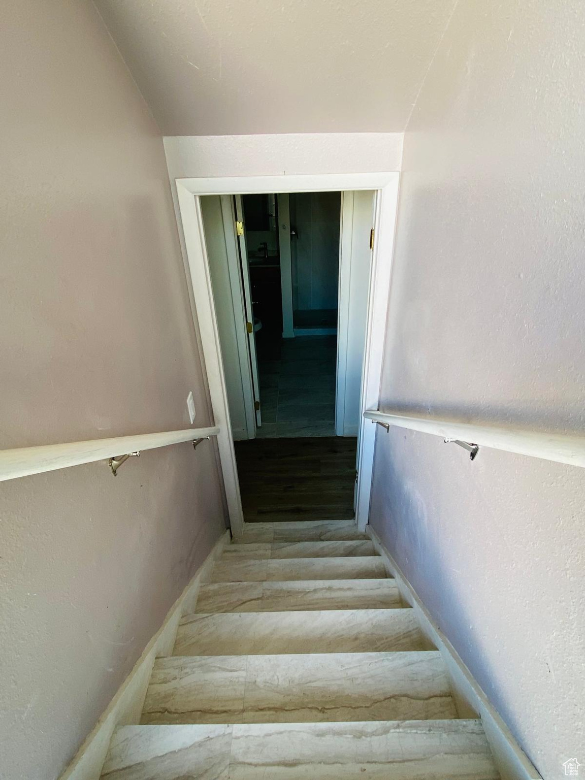 property viewer photo 14