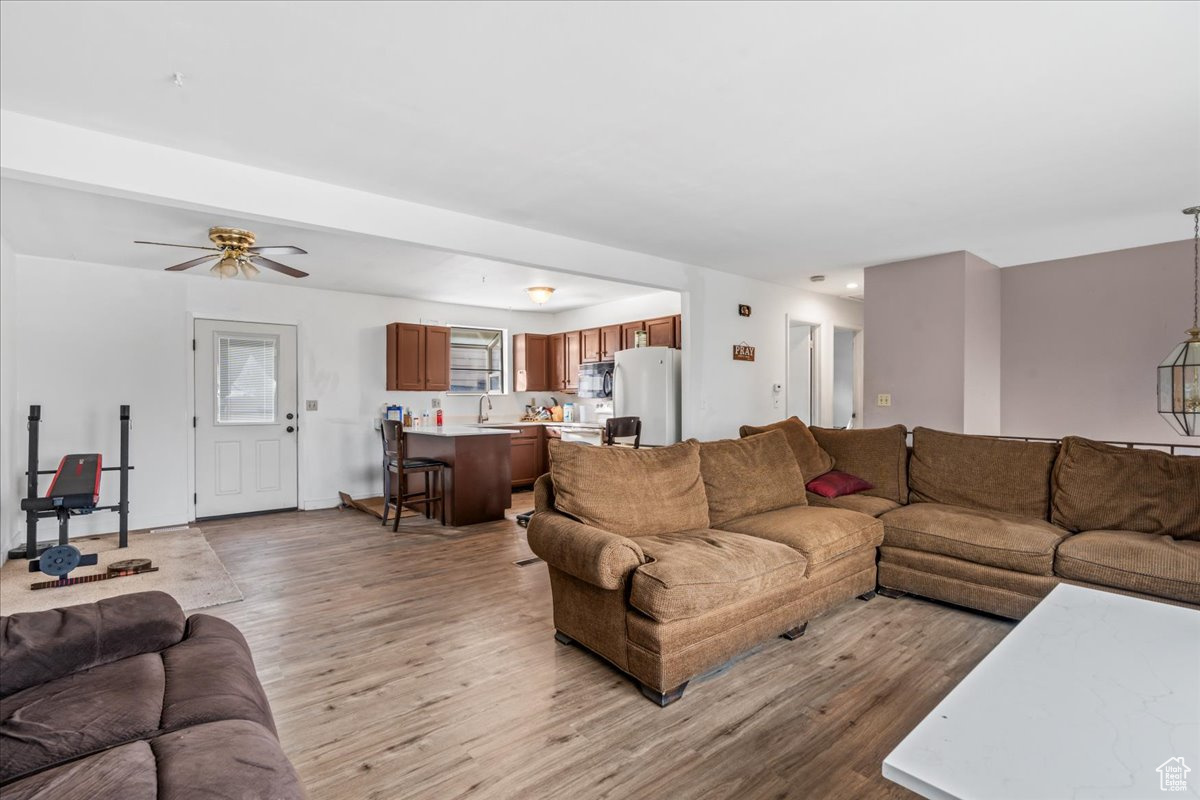 property viewer photo 7