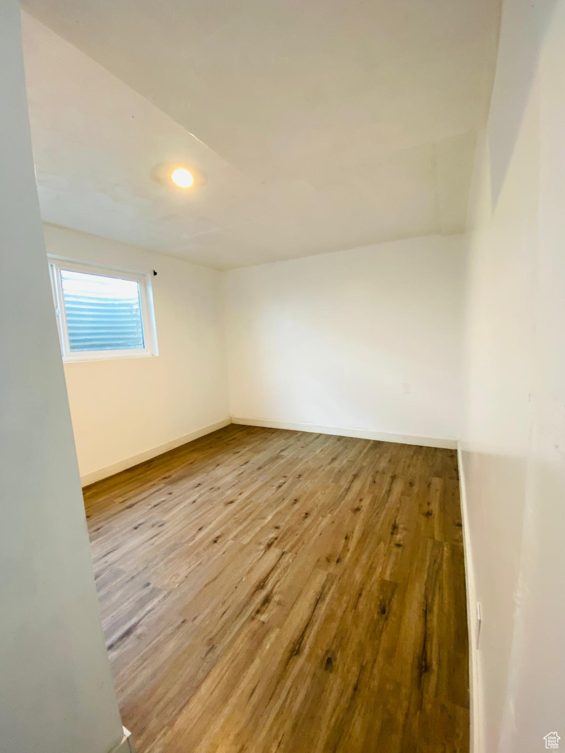 property viewer photo 9