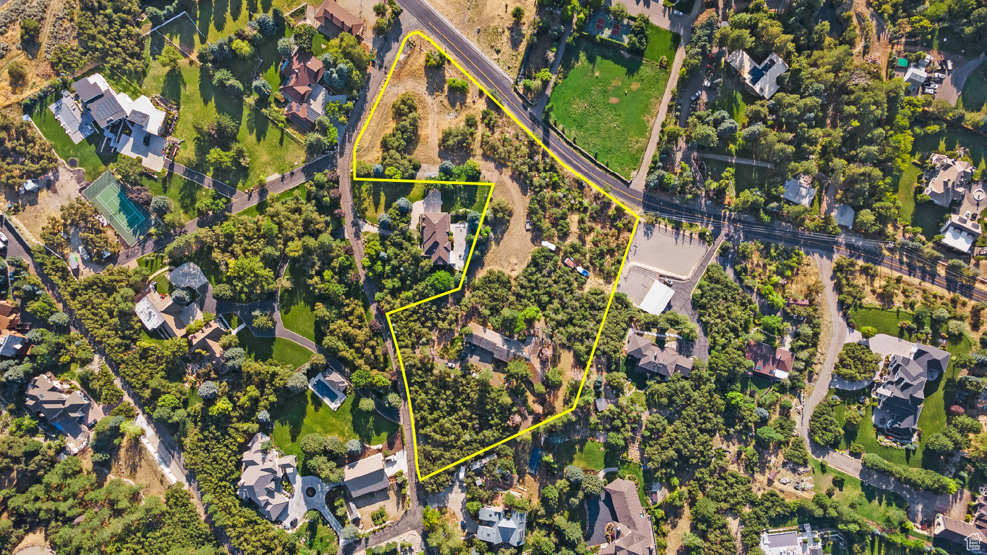 main property photo 2