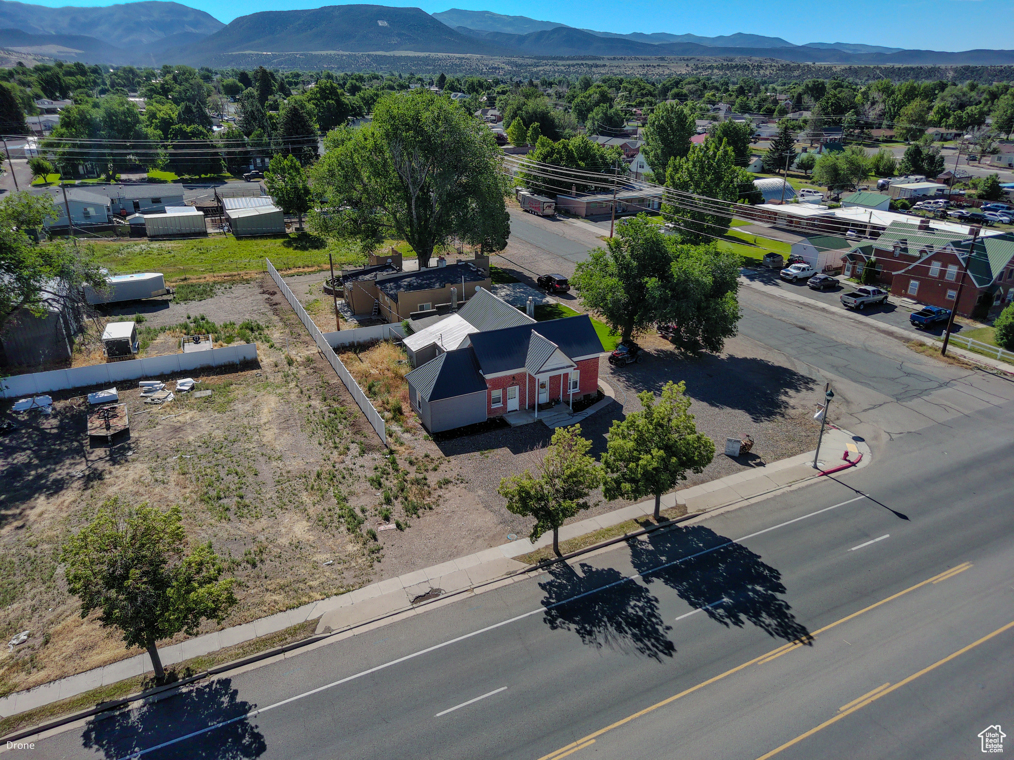 main property photo 21