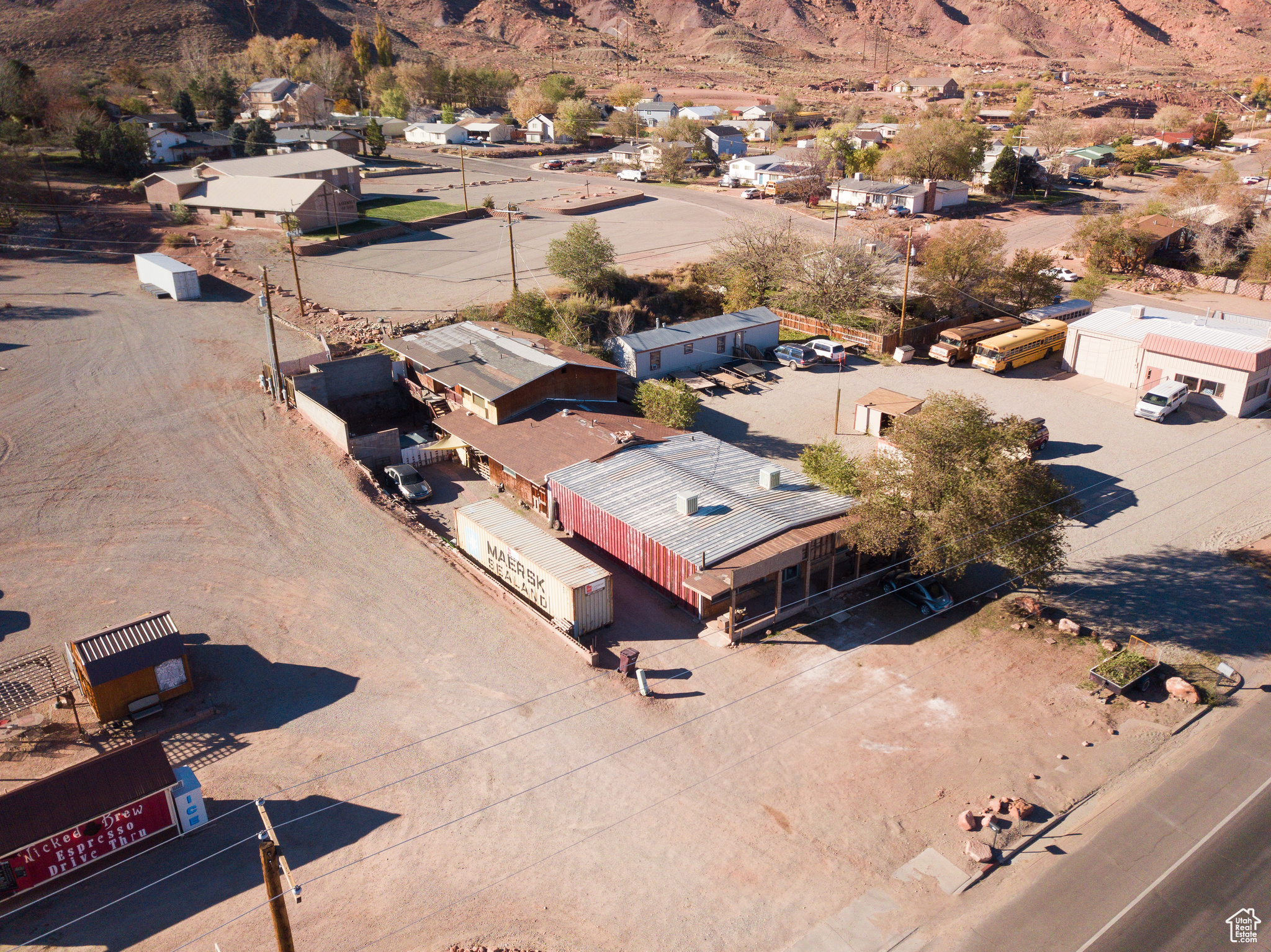 main property photo 7