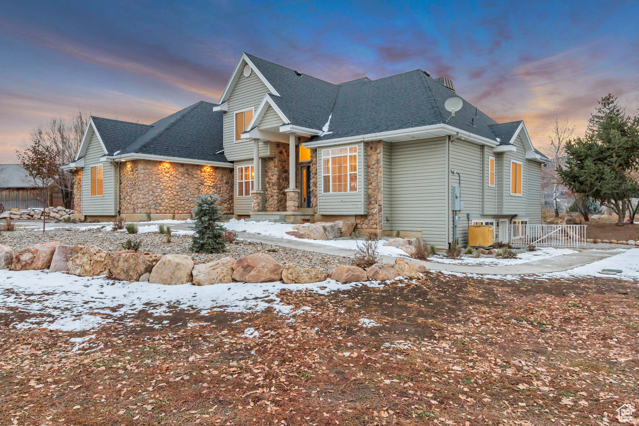 main property photo 64
