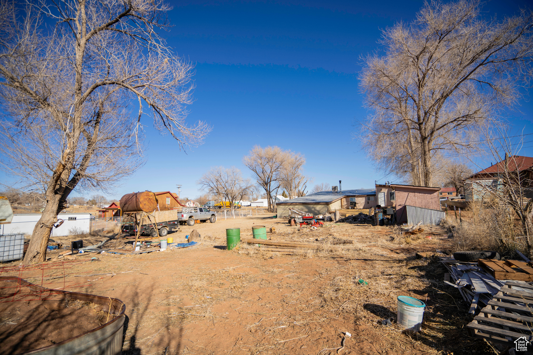 main property photo 46