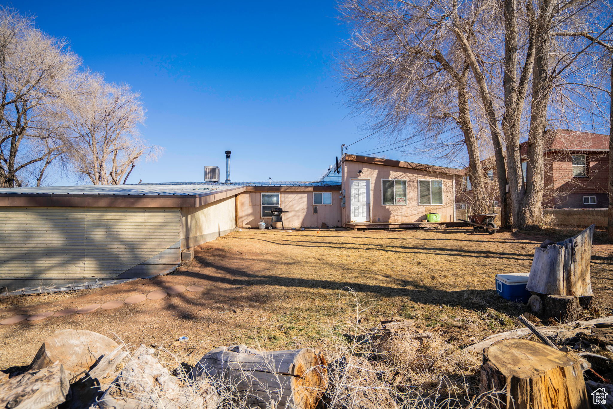 main property photo 47