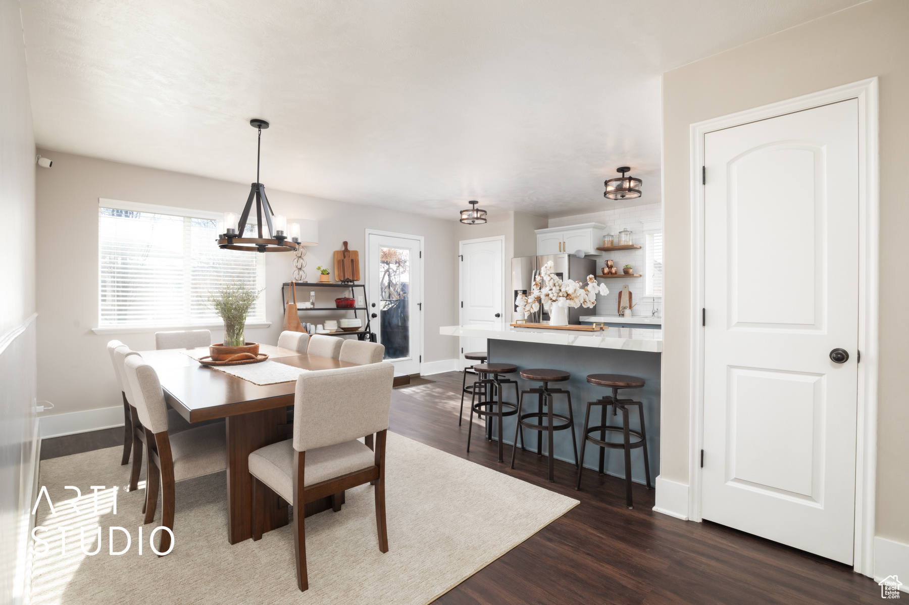 property viewer photo 10