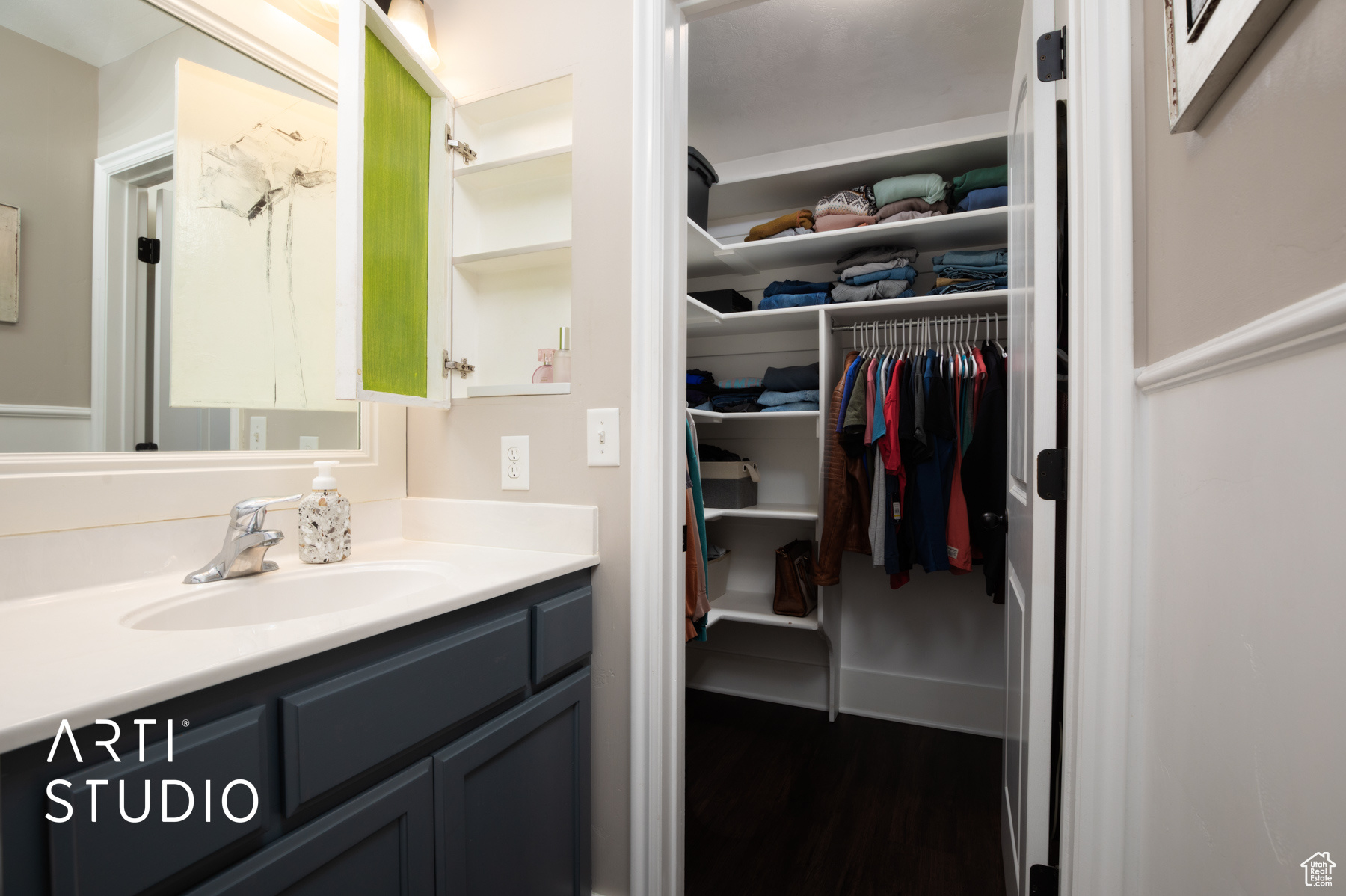 property viewer photo 19